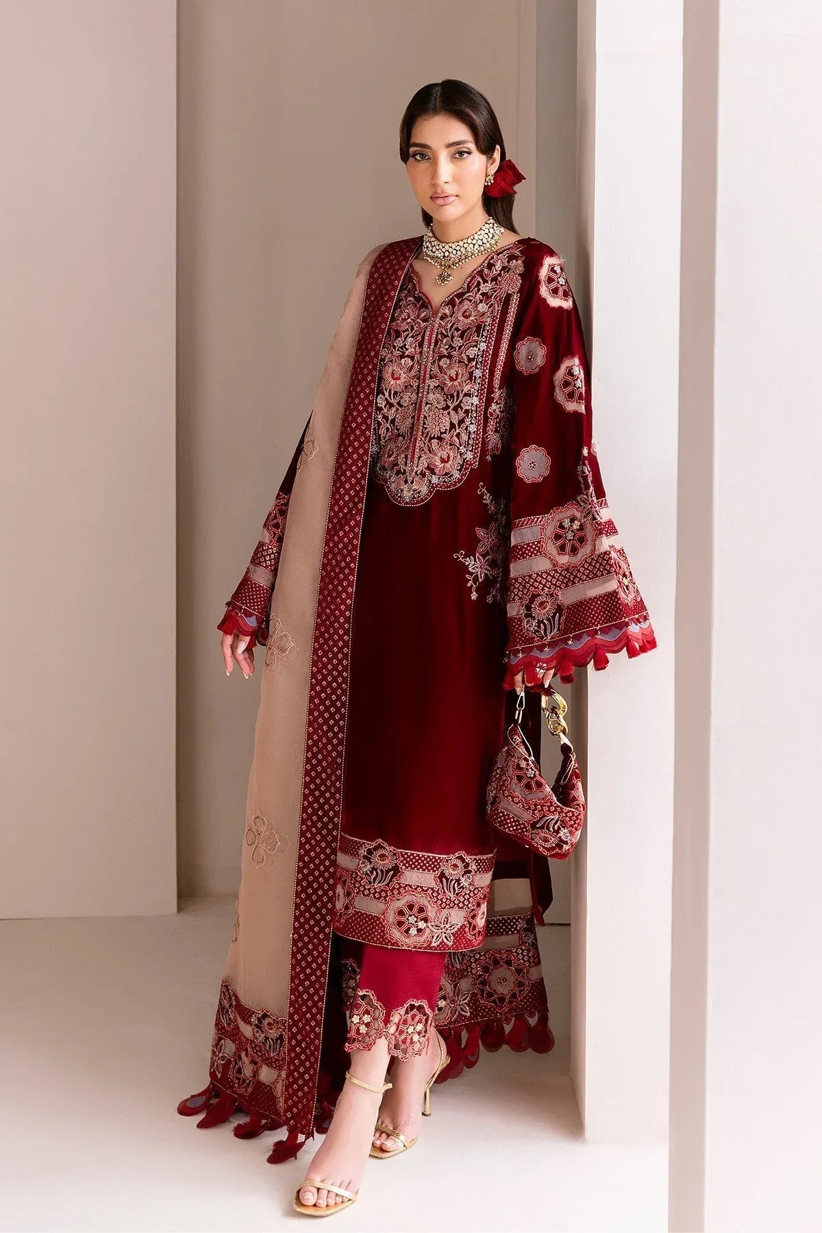 Alizeh | Makhmal Luxury Velvet Edit | Velzari - Aqsa Fabrics