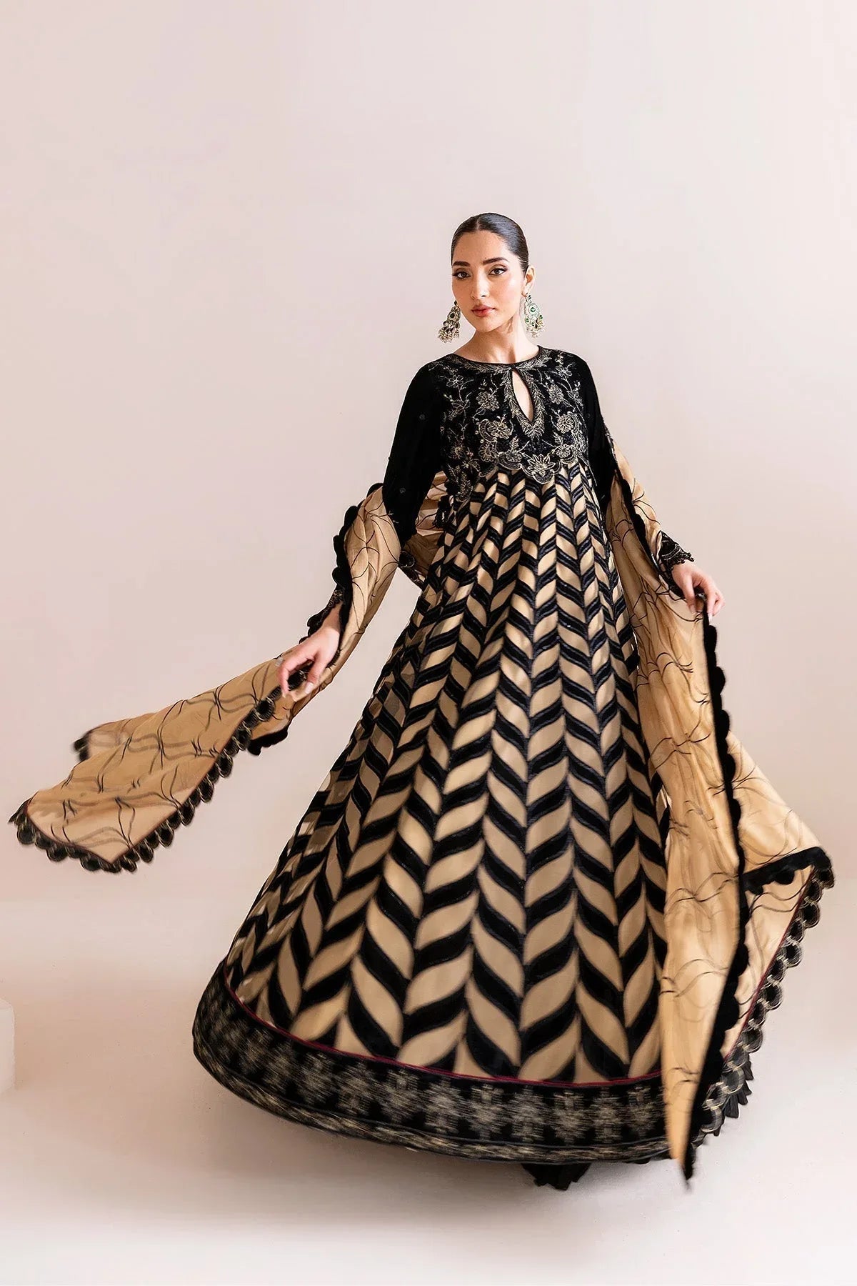 Alizeh | Makhmal Luxury Velvet Edit | Noor Jahan - Aqsa Fabrics