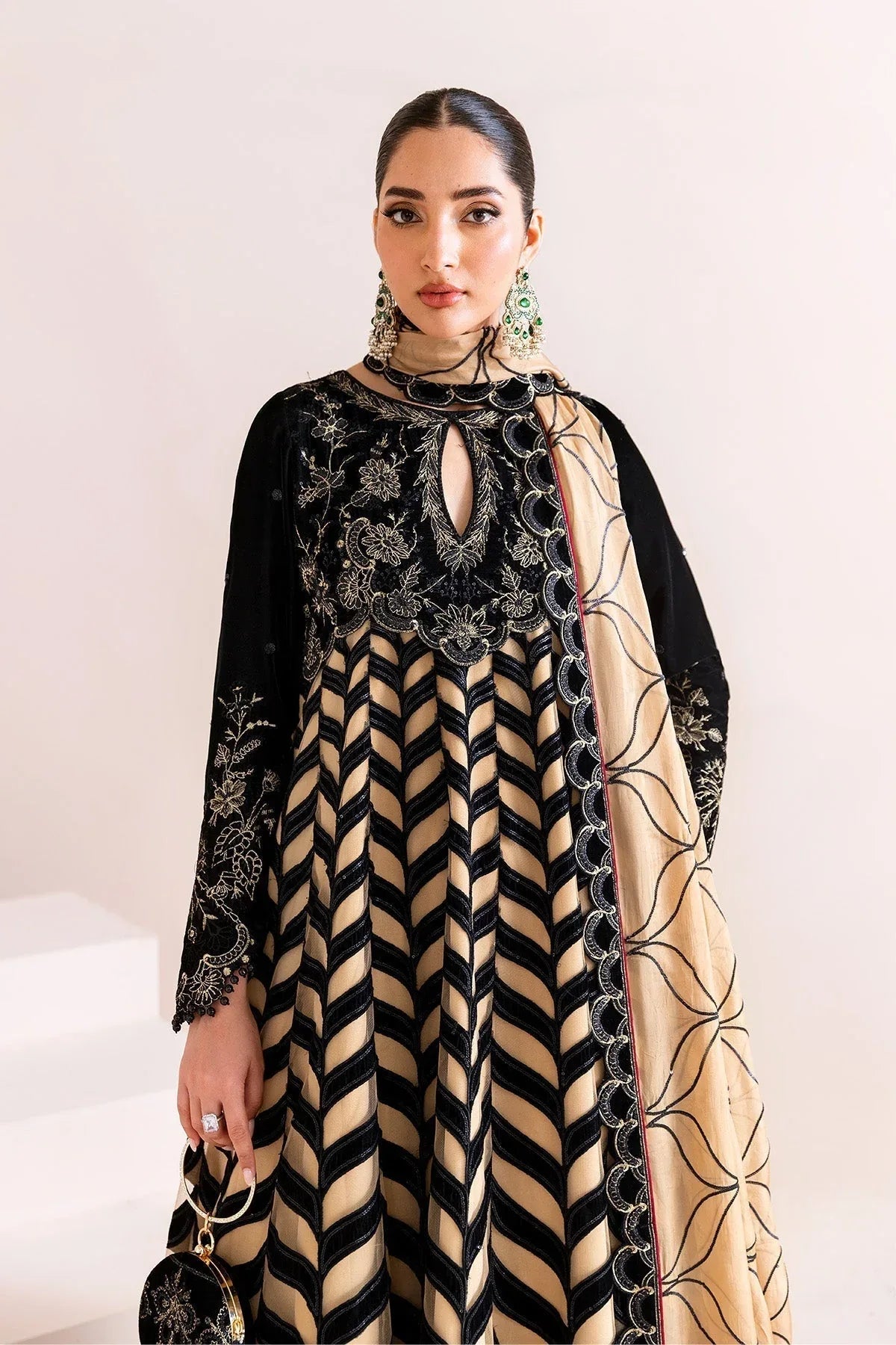 Alizeh | Makhmal Luxury Velvet Edit | Noor Jahan - Aqsa Fabrics