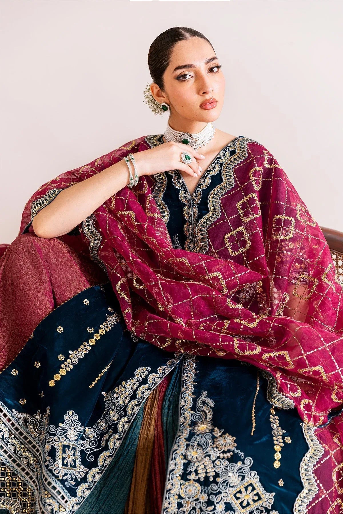Alizeh | Makhmal Luxury Velvet Edit | Mehroob - Aqsa Fabrics