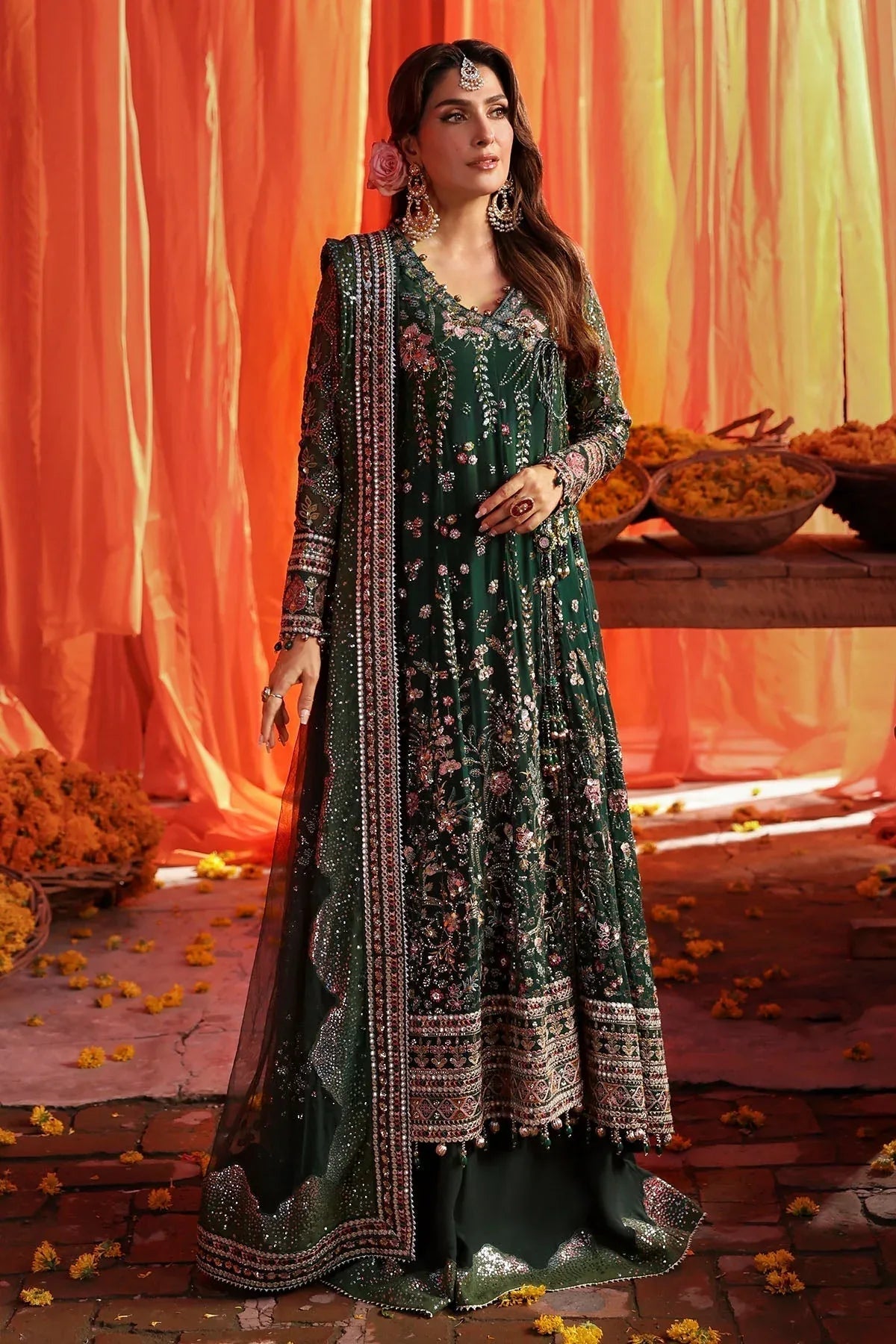 Nureh | Jhoomro 25' | NL-83 Zoha - Aqsa Fabrics