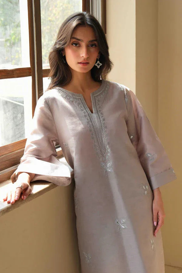 Noor by Saadia Asad | Noor Pret 25 | D3 - Neutral Noir - Aqsa Fabrics