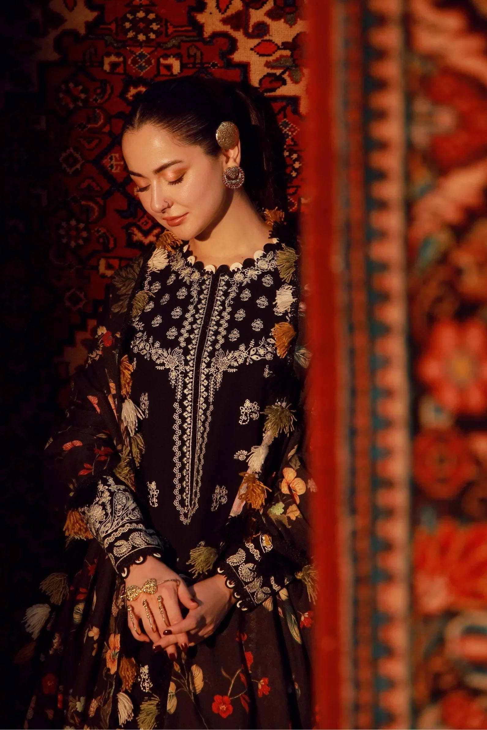 Maryam Hussain | Winter Shawl 25 | Mausam - Aqsa Fabrics