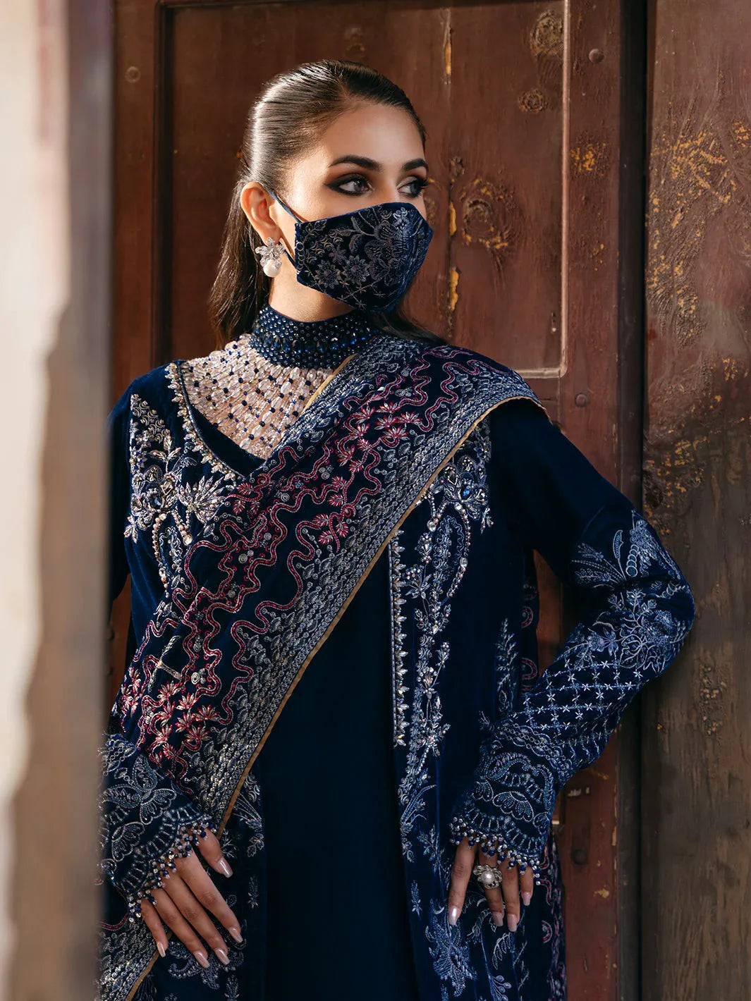 Flossie | Siara Velvet Formals | V-106 - B - Aqsa Fabrics