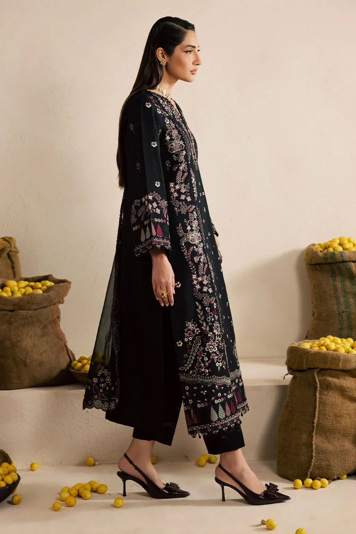 Nureh | Karandi Collection | NE-221 - Aqsa Fabrics