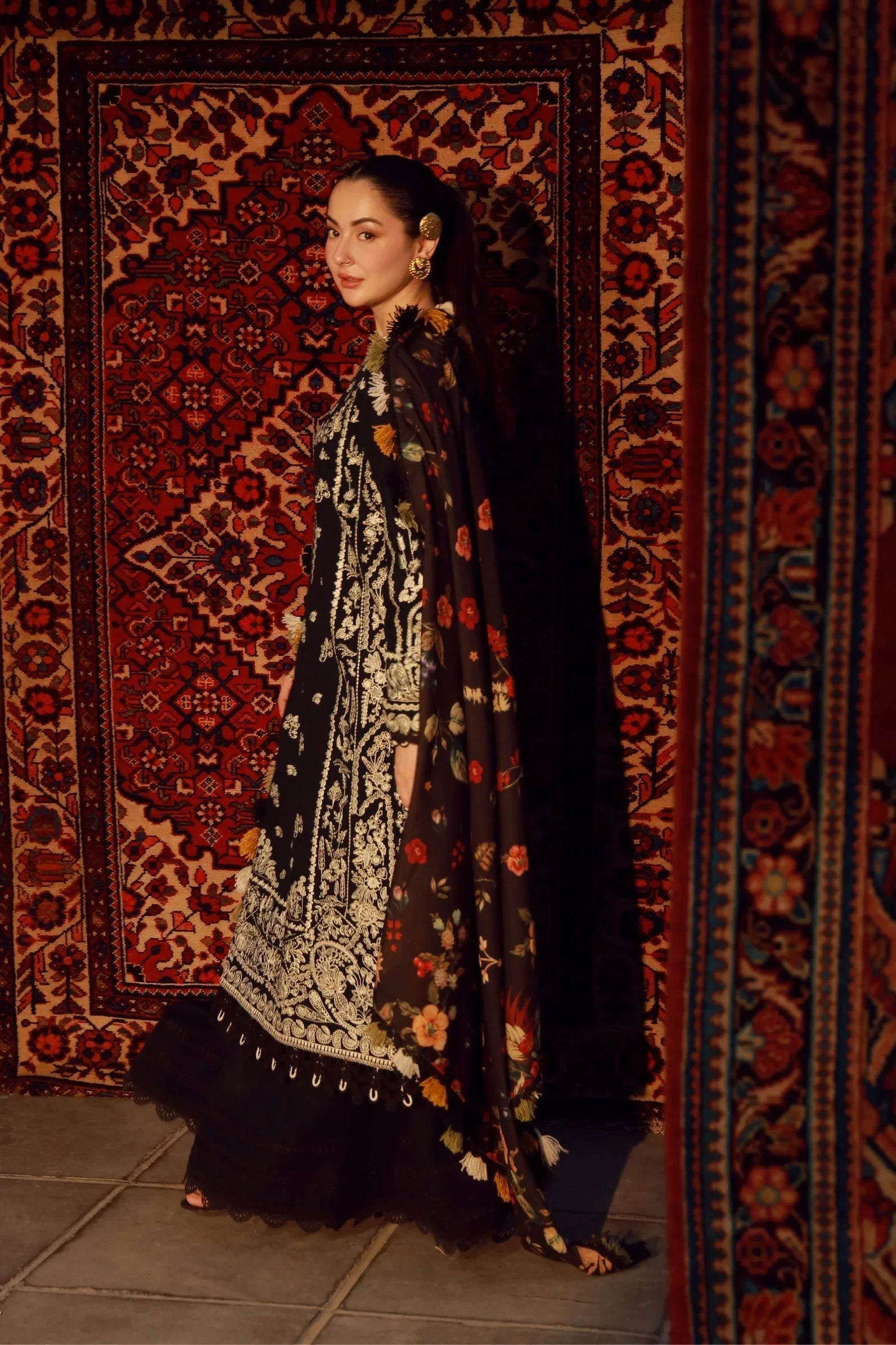Maryam Hussain | Winter Shawl 25 | Mausam - Aqsa Fabrics