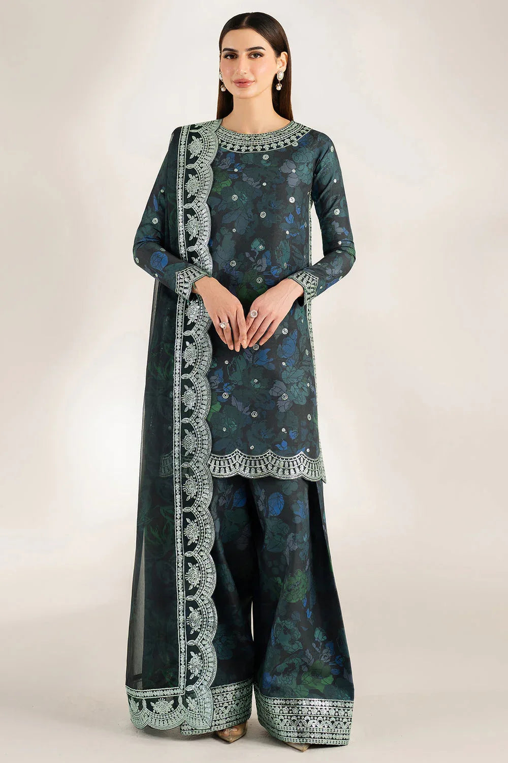 Farasha | Fiorella Formals | Alora Charm - Aqsa Fabrics