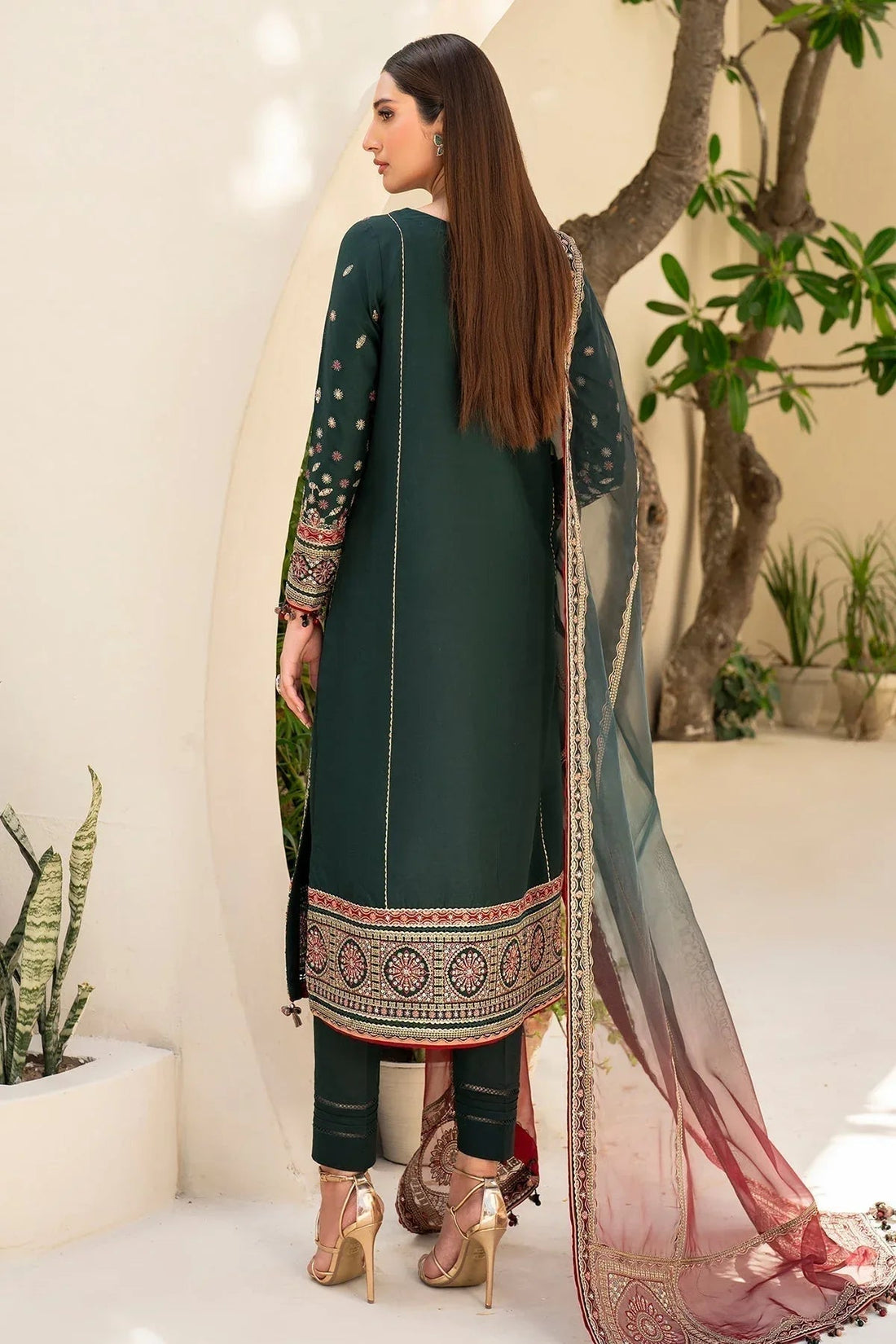 Jazmin | Irish Lawn SS 24 | D9 - Aqsa Fabrics