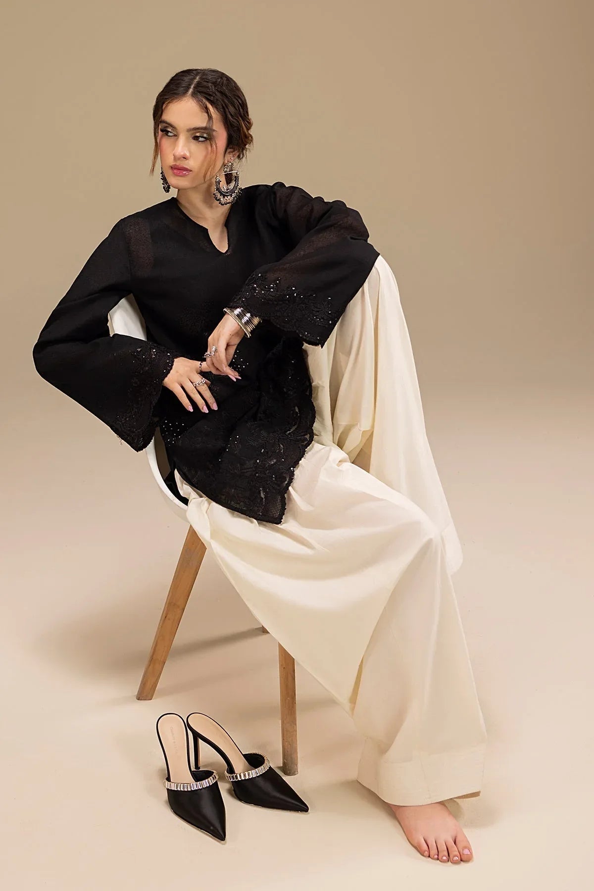 Erum Khan | Lillia Summer Edit | Night Petal - Aqsa Fabrics