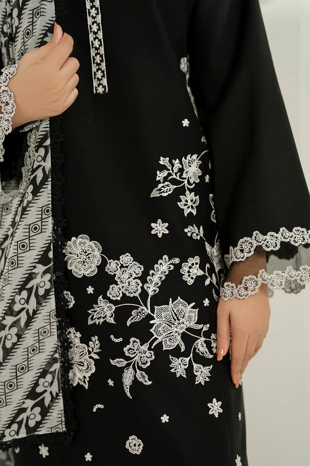 Farasha | Thread Lines Embroidered | Skylit Rouge - Aqsa Fabrics
