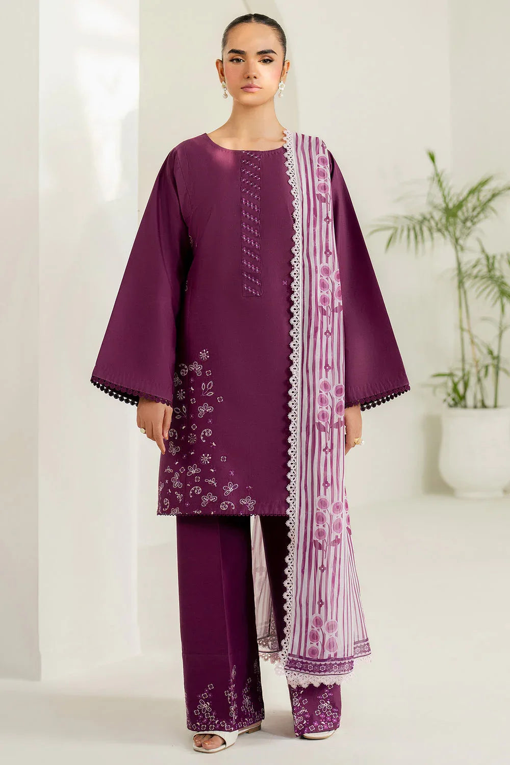 Farasha | Thread Lines Embroidered | Mauve Eclips - Aqsa Fabrics