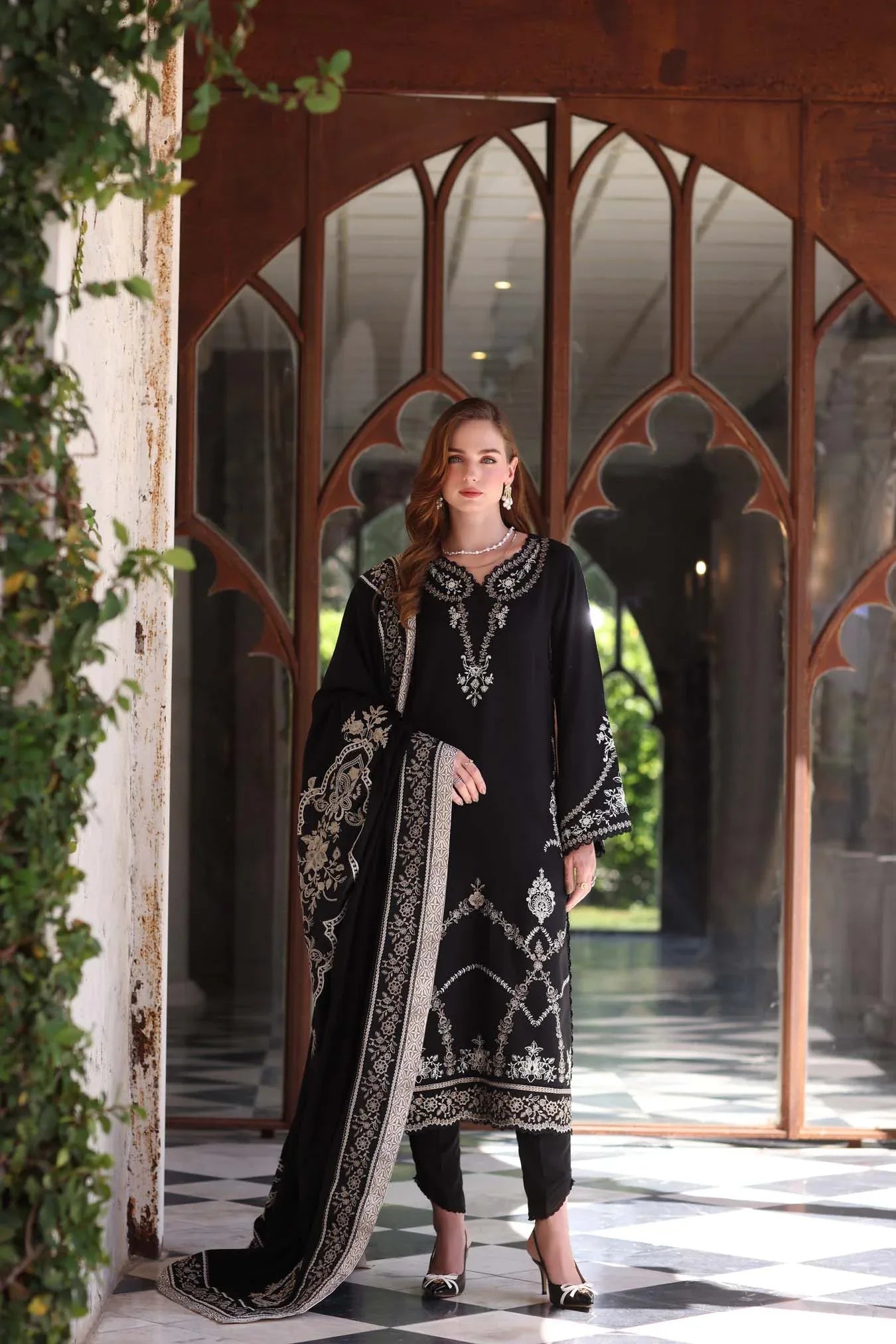 Noor by Saadia Asad | Winter Pashmina 25 | Obsidian - Aqsa Fabrics