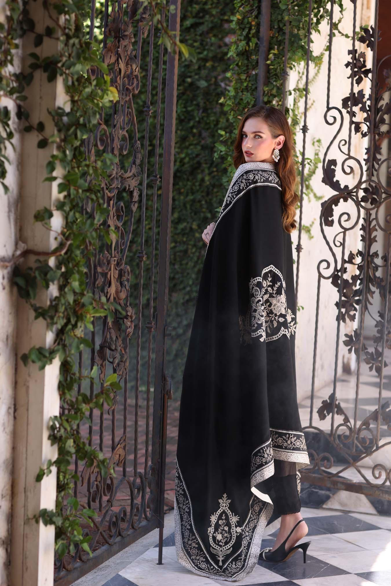 Noor by Saadia Asad | Winter Pashmina 25 | Obsidian - Aqsa Fabrics