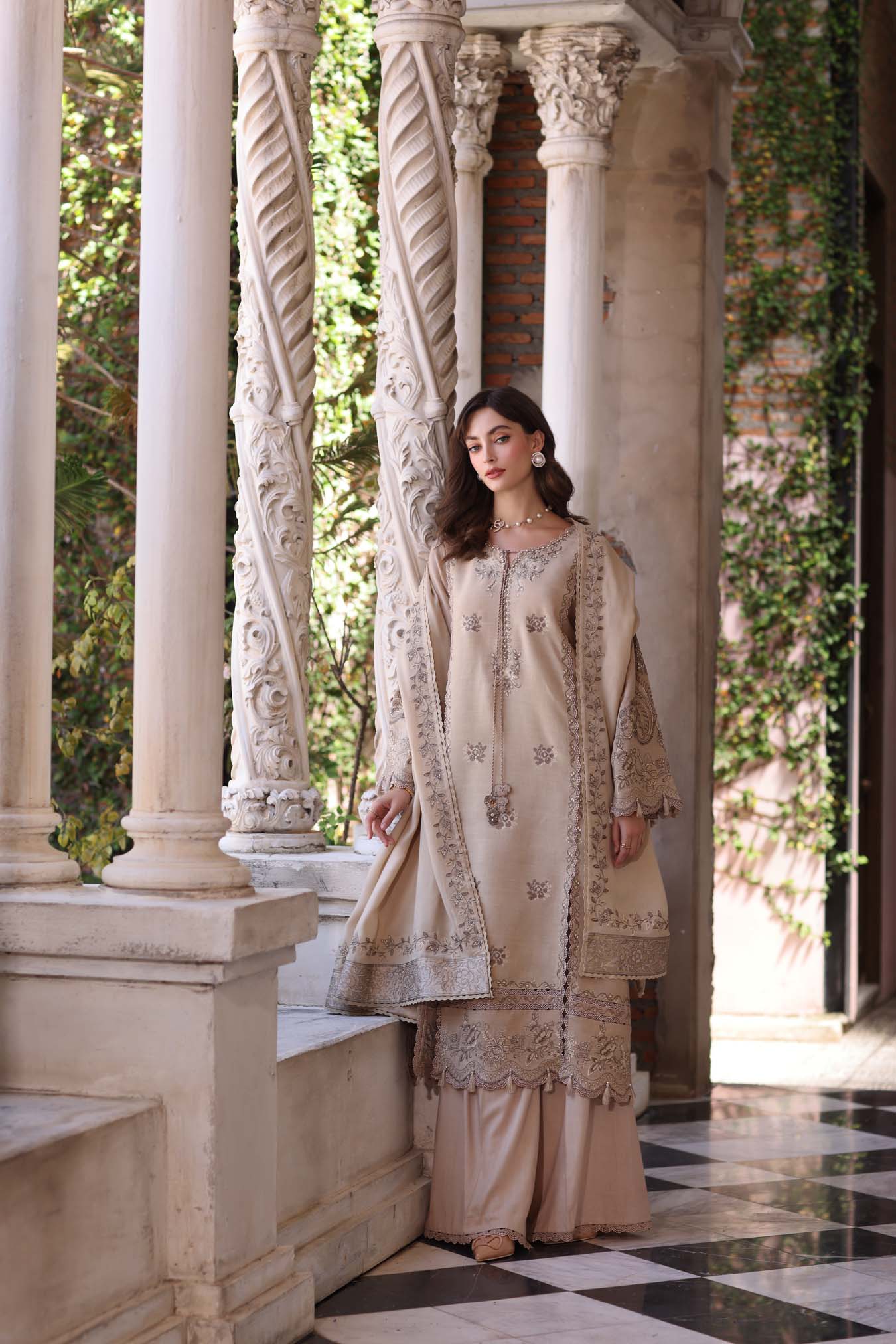 Noor by Saadia Asad | Winter Pashmina 25 | Caramel Mist - Aqsa Fabrics