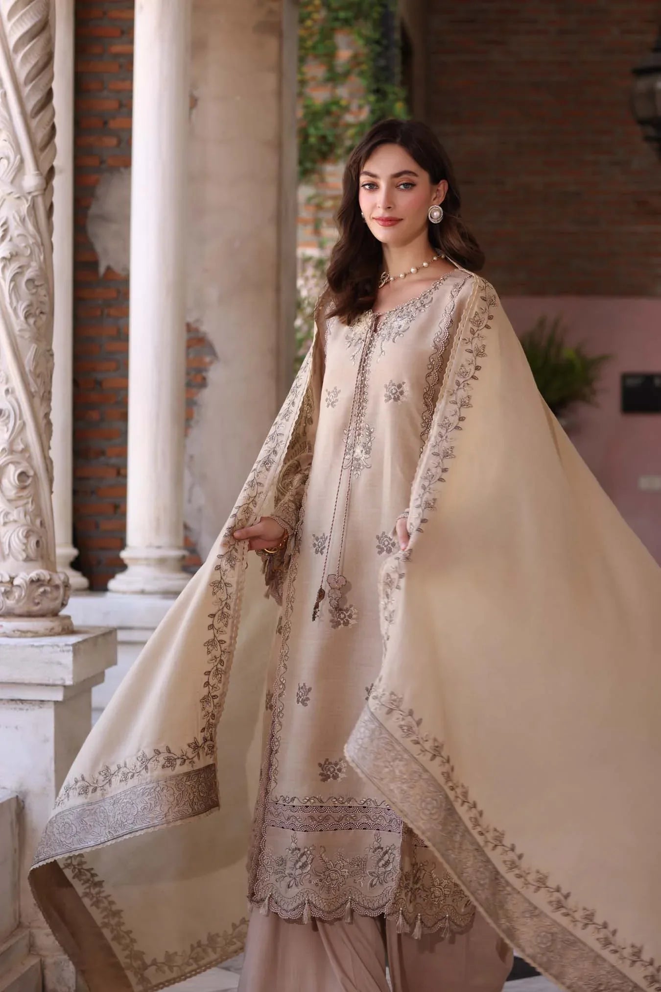 Noor by Saadia Asad | Winter Pashmina 25 | Caramel Mist - Aqsa Fabrics