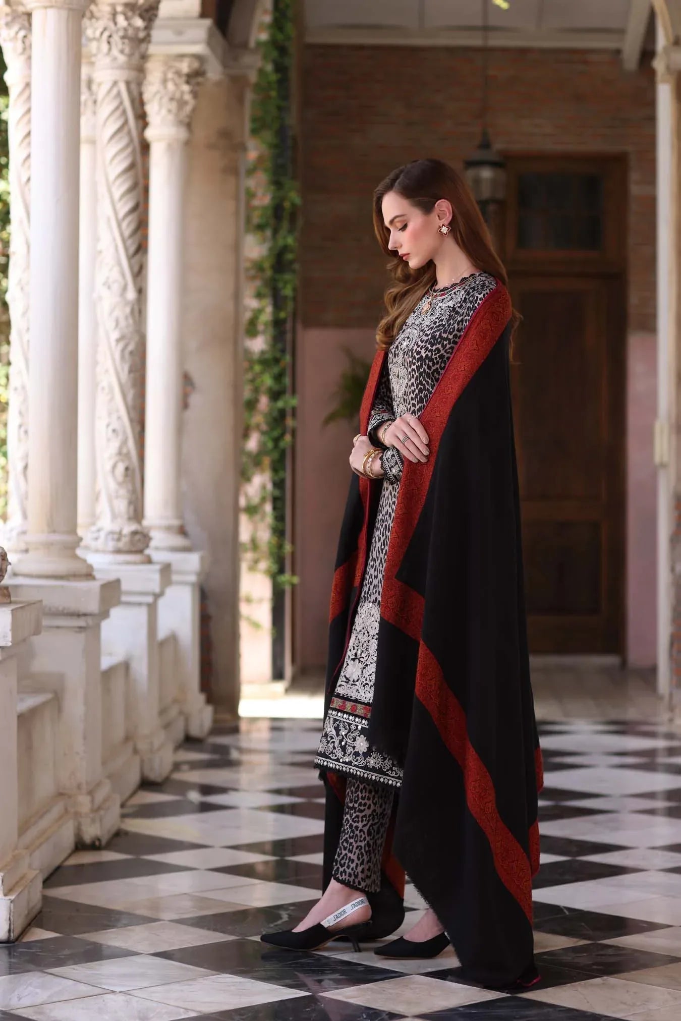 Noor by Saadia Asad | Winter Pashmina 25 | Noir Safari - Aqsa Fabrics