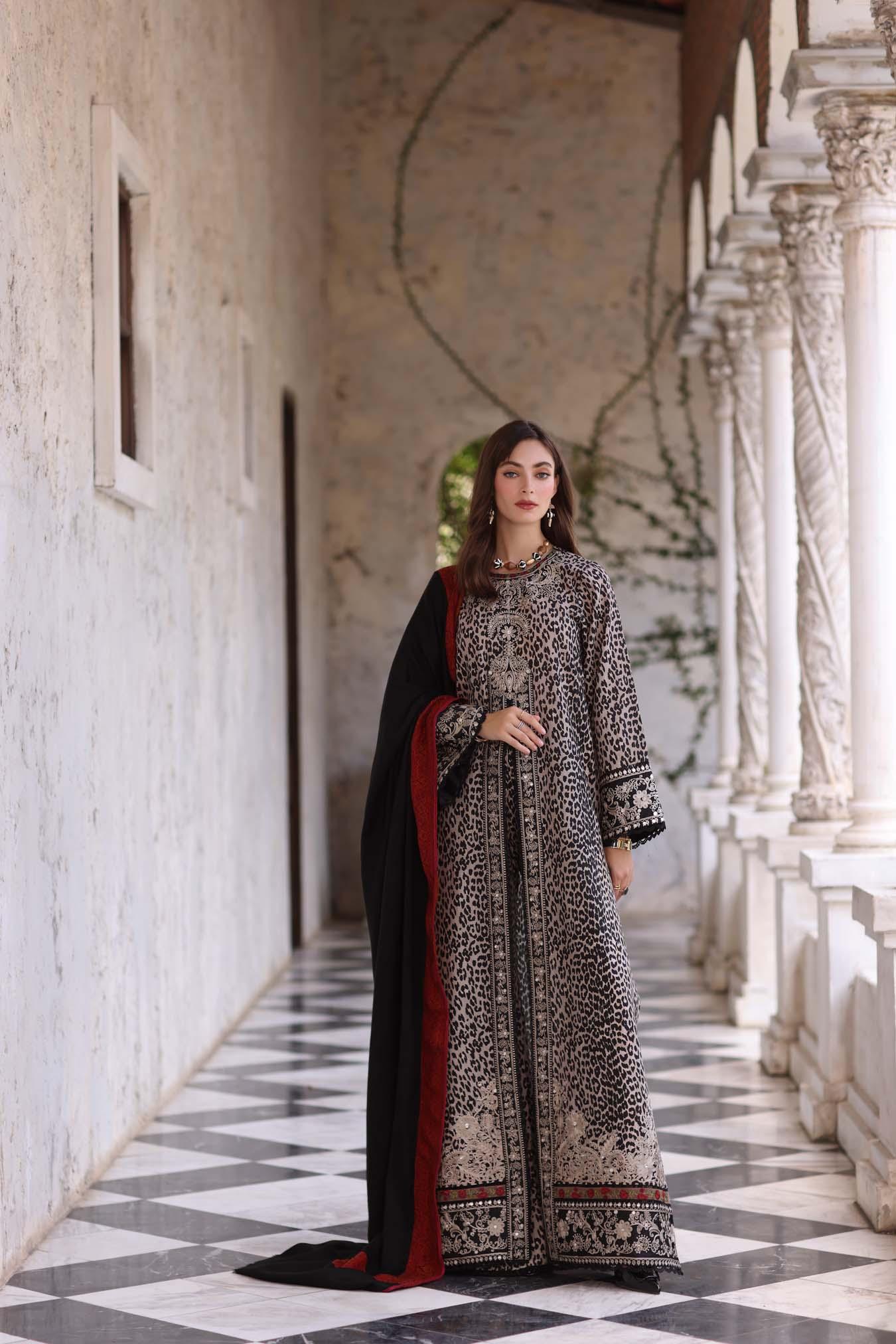 Noor by Saadia Asad | Winter Pashmina 25 | Noir Safari - Aqsa Fabrics