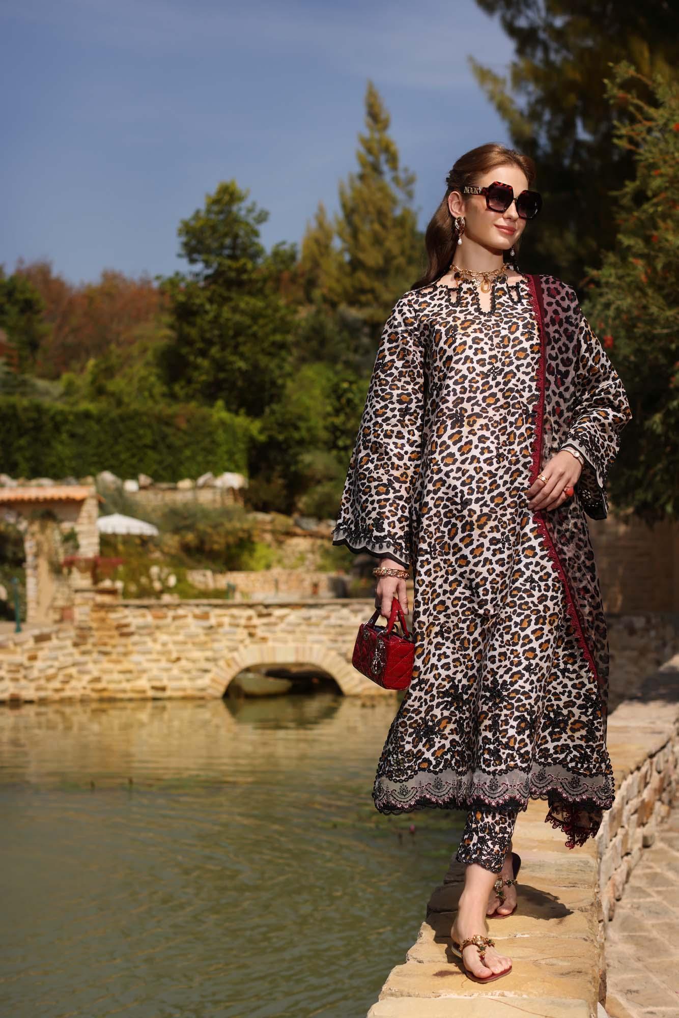 Noor by Saadia Asad | Luxe Chikankari 25 | D2-B - Aqsa Fabrics