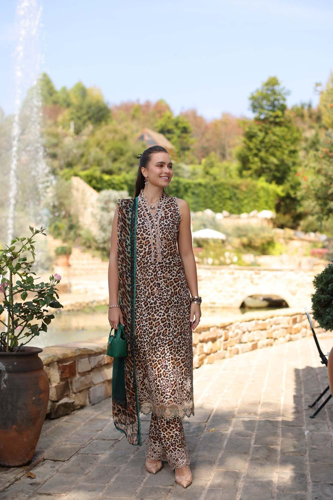 Noor by Saadia Asad | Luxe Chikankari 25 | D2-A - Aqsa Fabrics