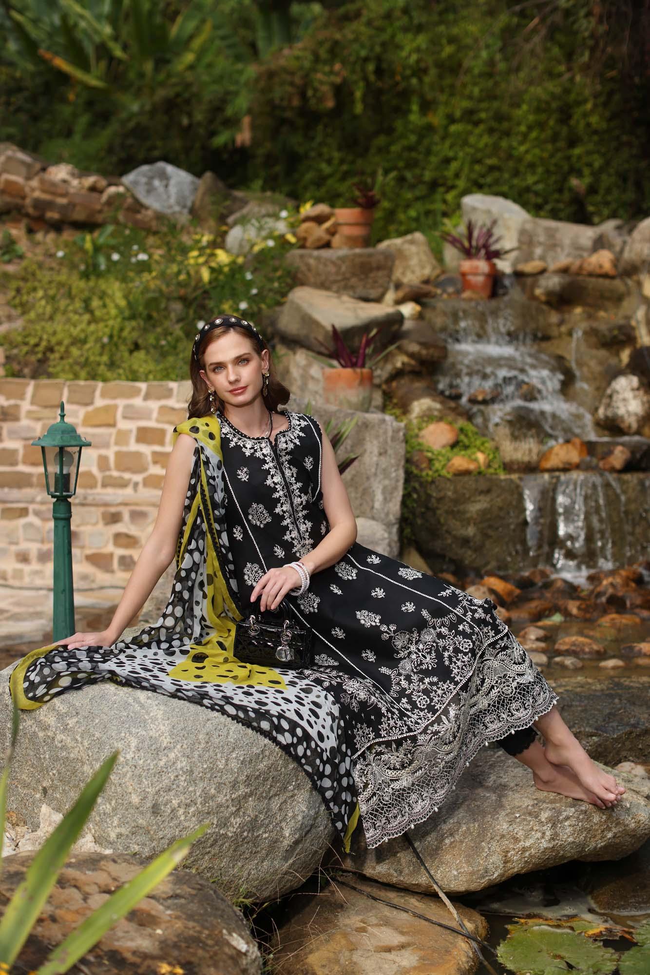 Noor by Saadia Asad | Luxe Chikankari 25 | D3-B - Aqsa Fabrics
