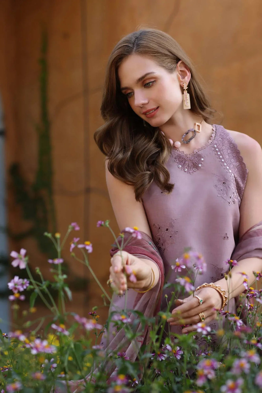 Noor by Saadia Asad | Luxe Chikankari 25 | D8-A - Aqsa Fabrics