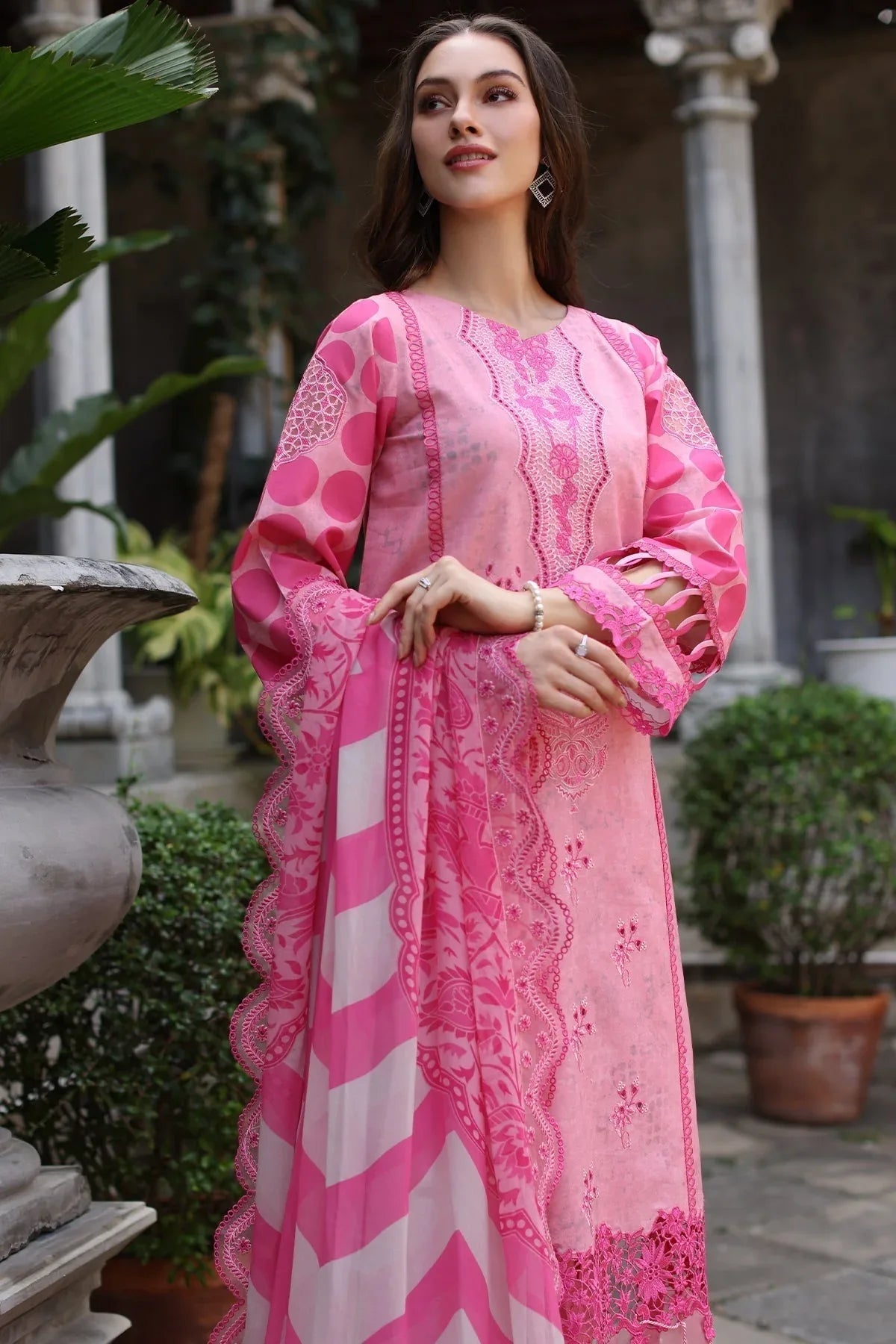 Charizma | Miraas Lawn |  CMR5-01 - Aqsa Fabrics