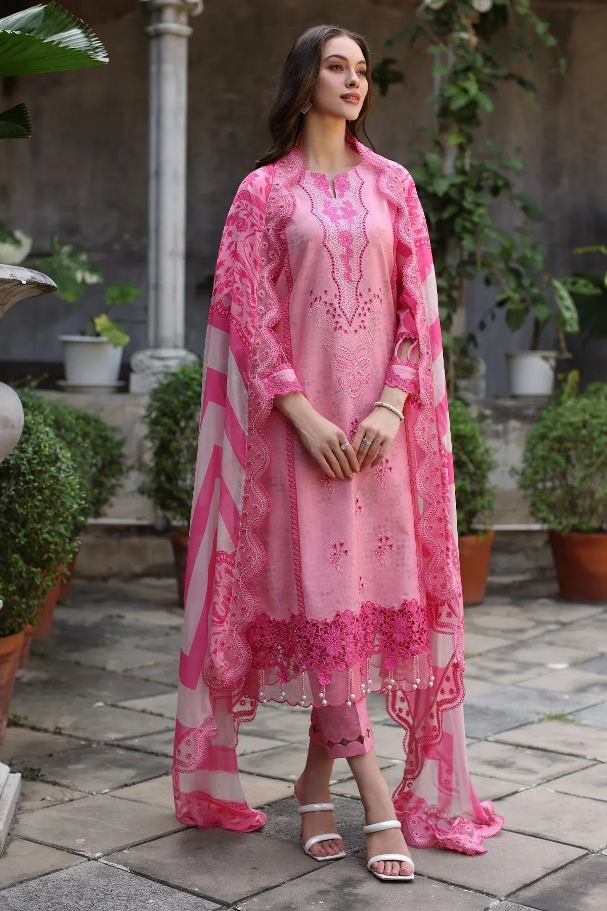 Charizma | Miraas Lawn |  CMR5-01 - Aqsa Fabrics