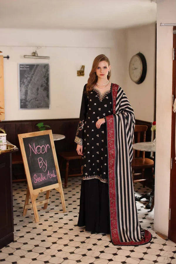 Noor by Saadia Asad | Winter Embroidered Printkhaas 25 | D1 - A - Aqsa Fabrics