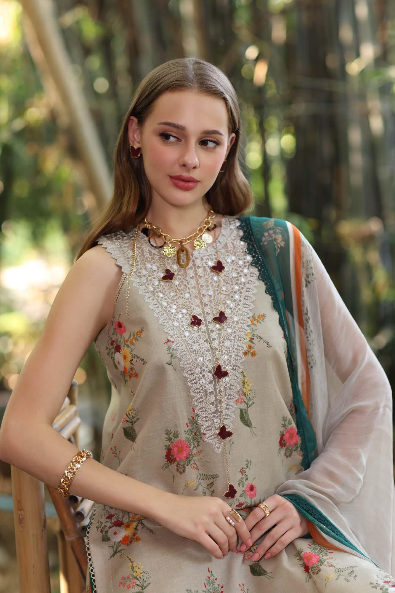 Noor by Saadia Asad | Eid Luxe Printedkari | D4-A - Aqsa Fabrics