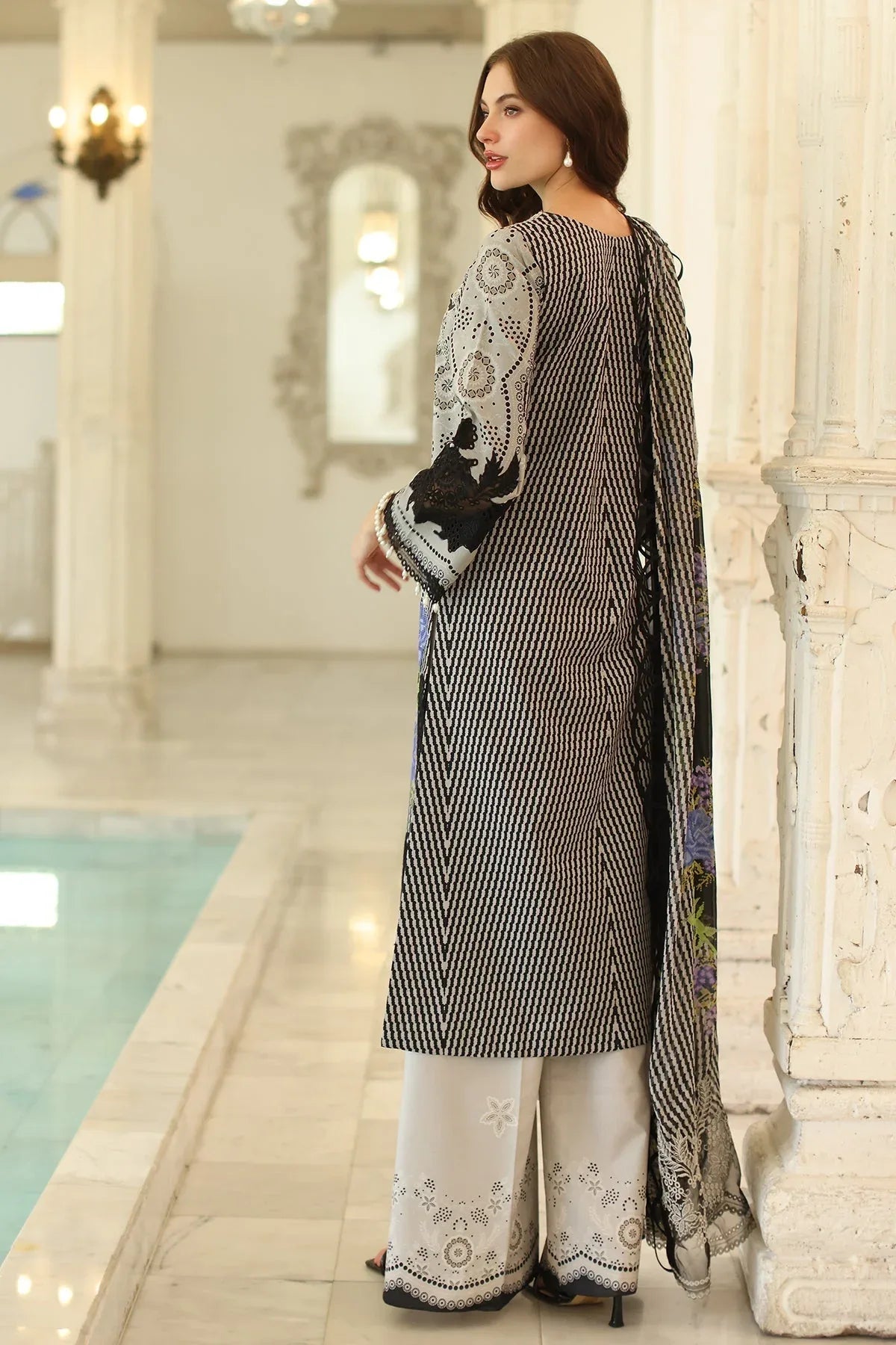 Charizma | Aniq Lawn Collection | AN5-02 - Aqsa Fabrics