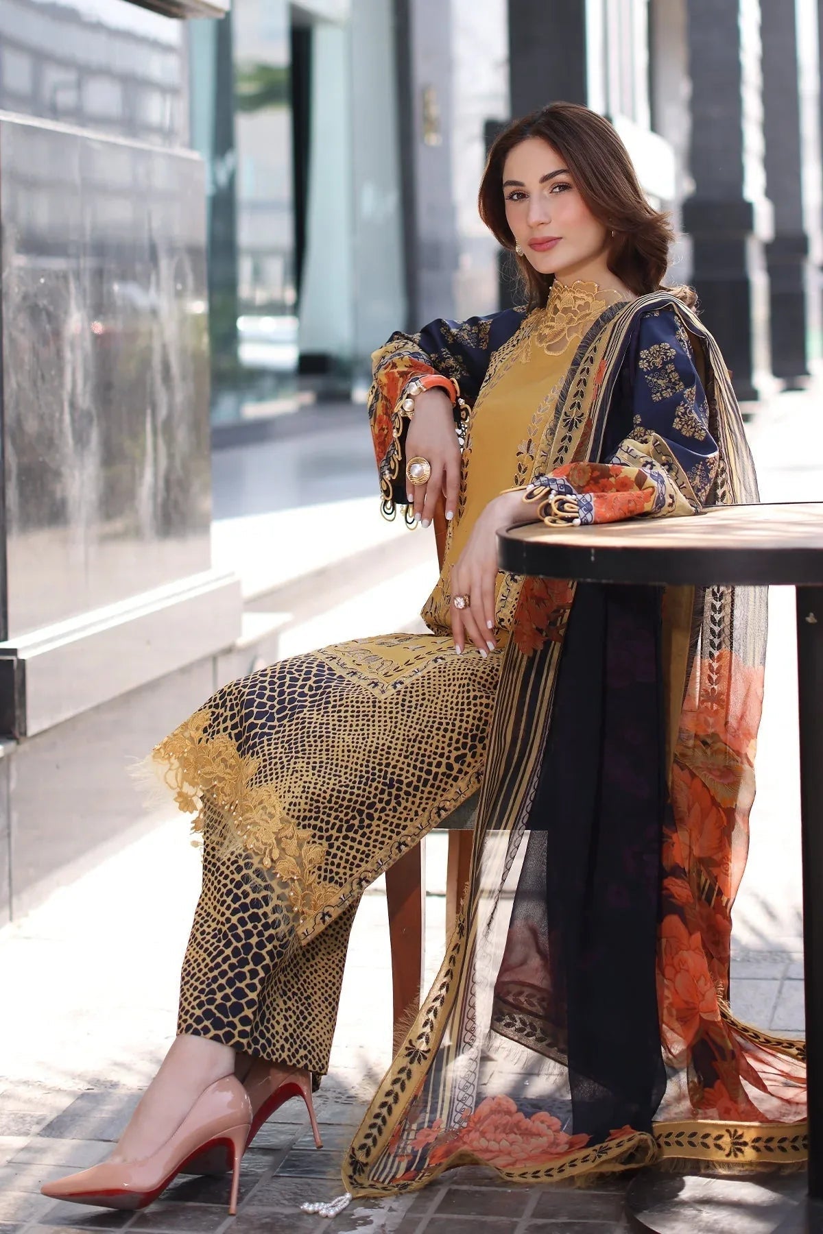 Charizma | Combination Lawn | CC5-28 - Aqsa Fabrics