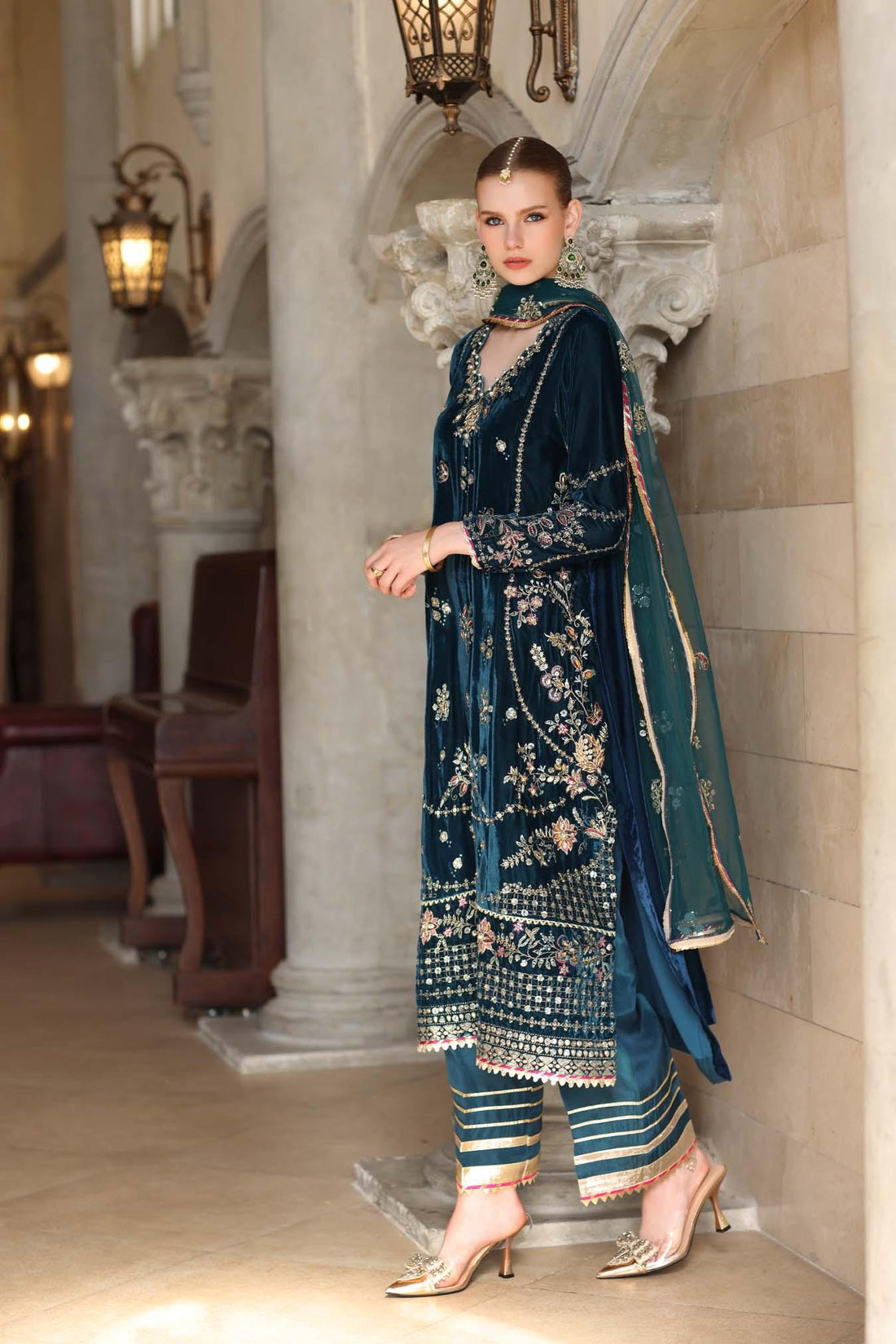 Noor by Saadia Asad | Handcrafted Velvet 25 | Andaleeb - Aqsa Fabrics