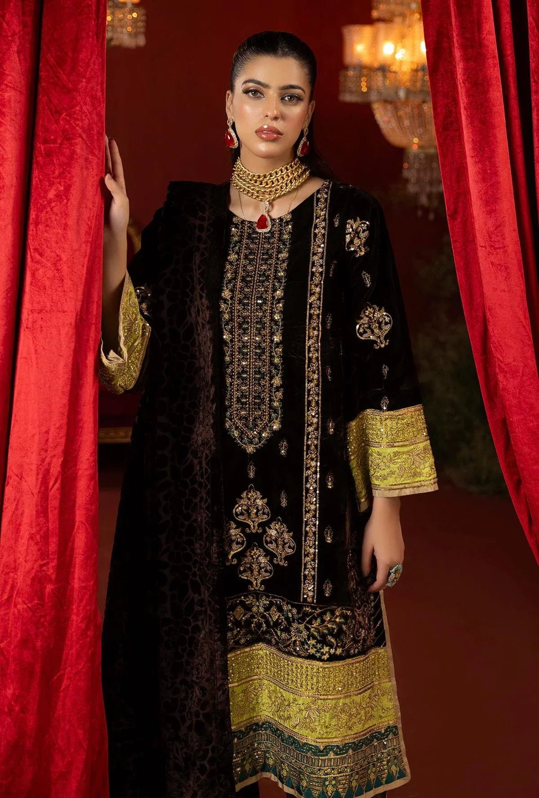 Adans Libas | Plachi Luxury Formals 24 | PLACHI 1416 - Aqsa Fabrics