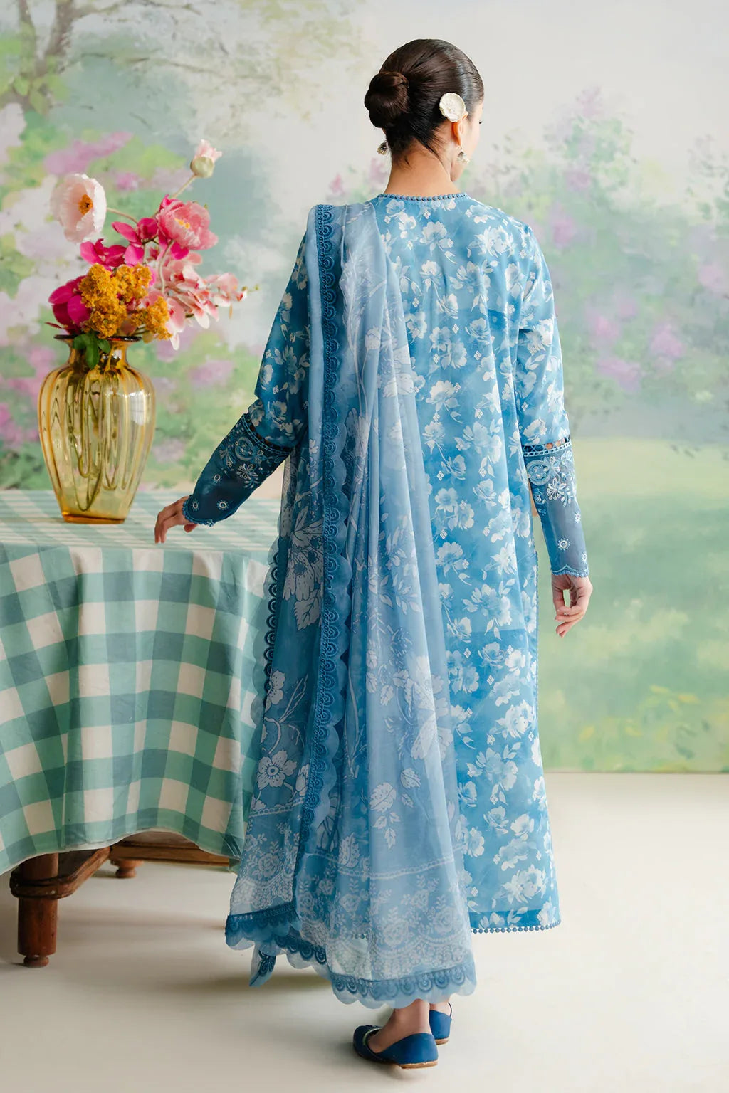 Afrozeh | The Floral Charm | Nigella - Aqsa Fabrics