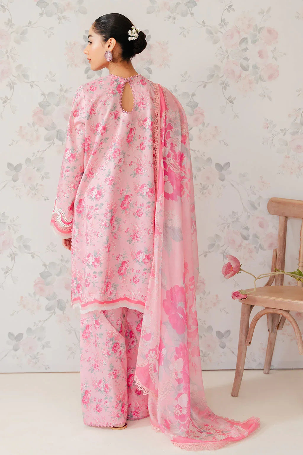 Afrozeh | The Floral Charm | Begonia - Aqsa Fabrics