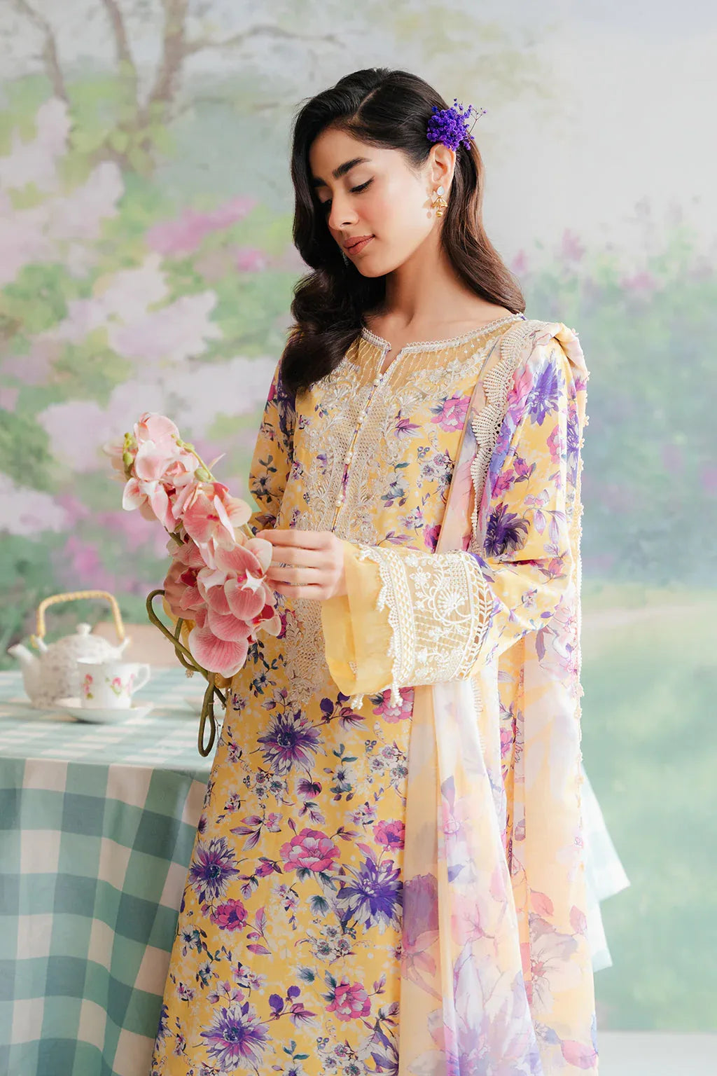 Afrozeh | The Floral Charm | Tuscany - Aqsa Fabrics
