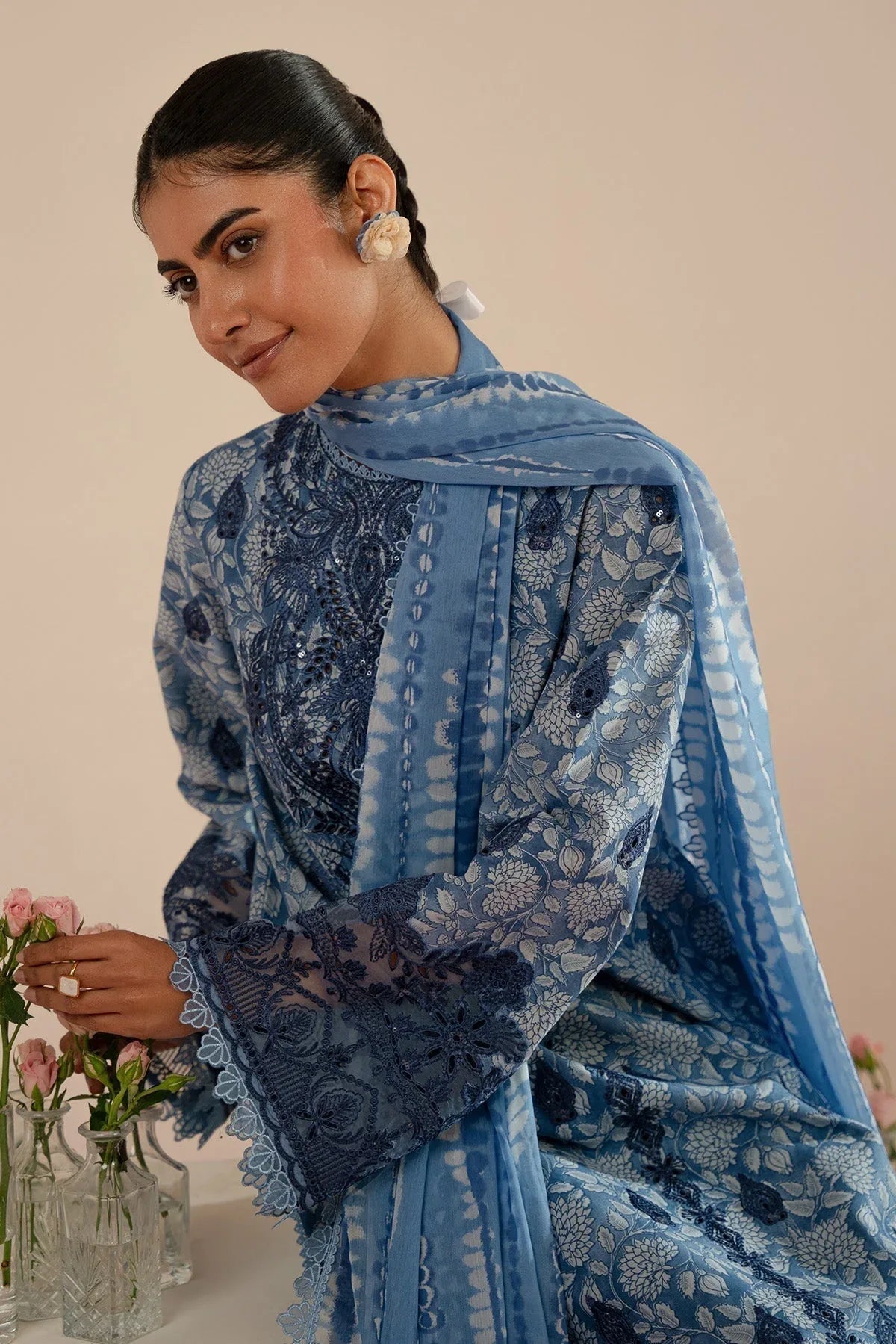 Afrozeh | Floral Charm 25 | Kalina - Aqsa Fabrics