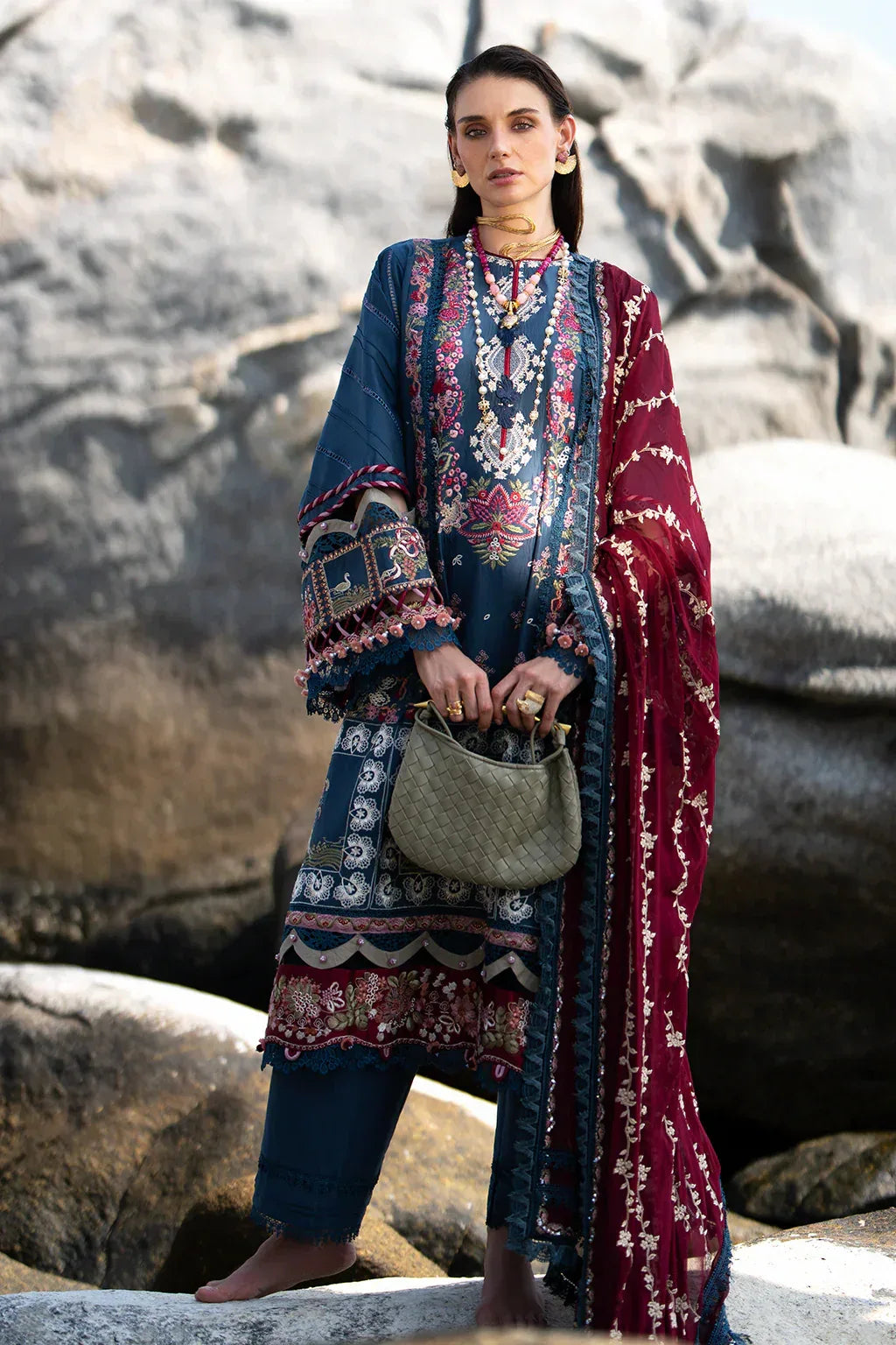 AJR Couture | Alif Signature Luxury Lawn 24 | Ayra - Aqsa Fabrics