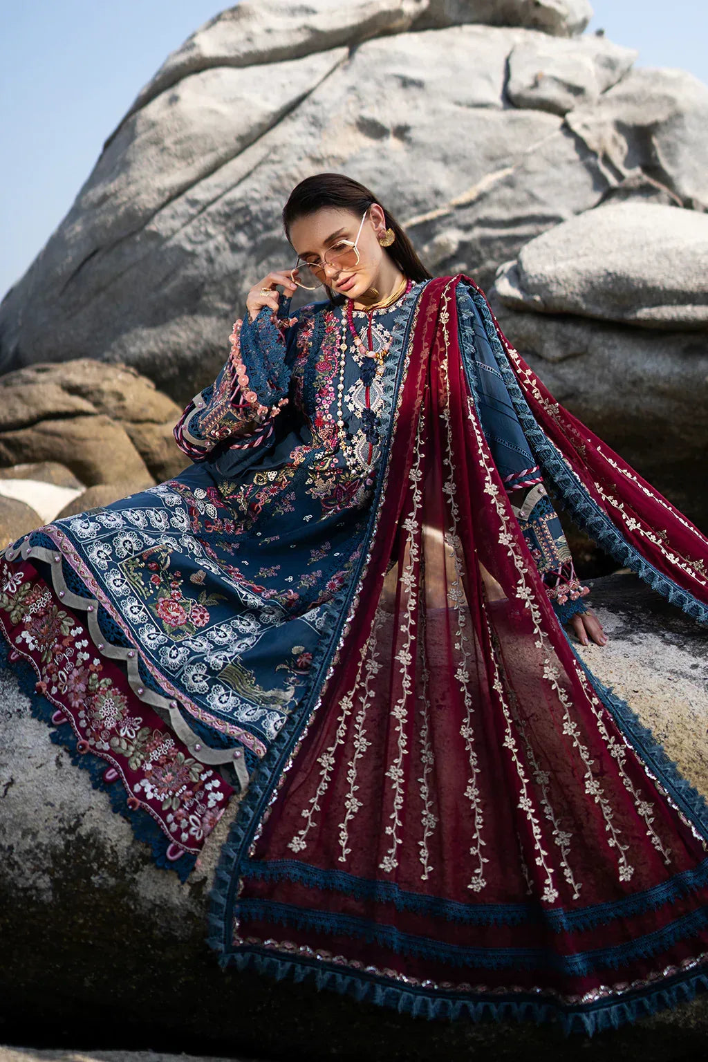 AJR Couture | Alif Signature Luxury Lawn 24 | Ayra - Aqsa Fabrics