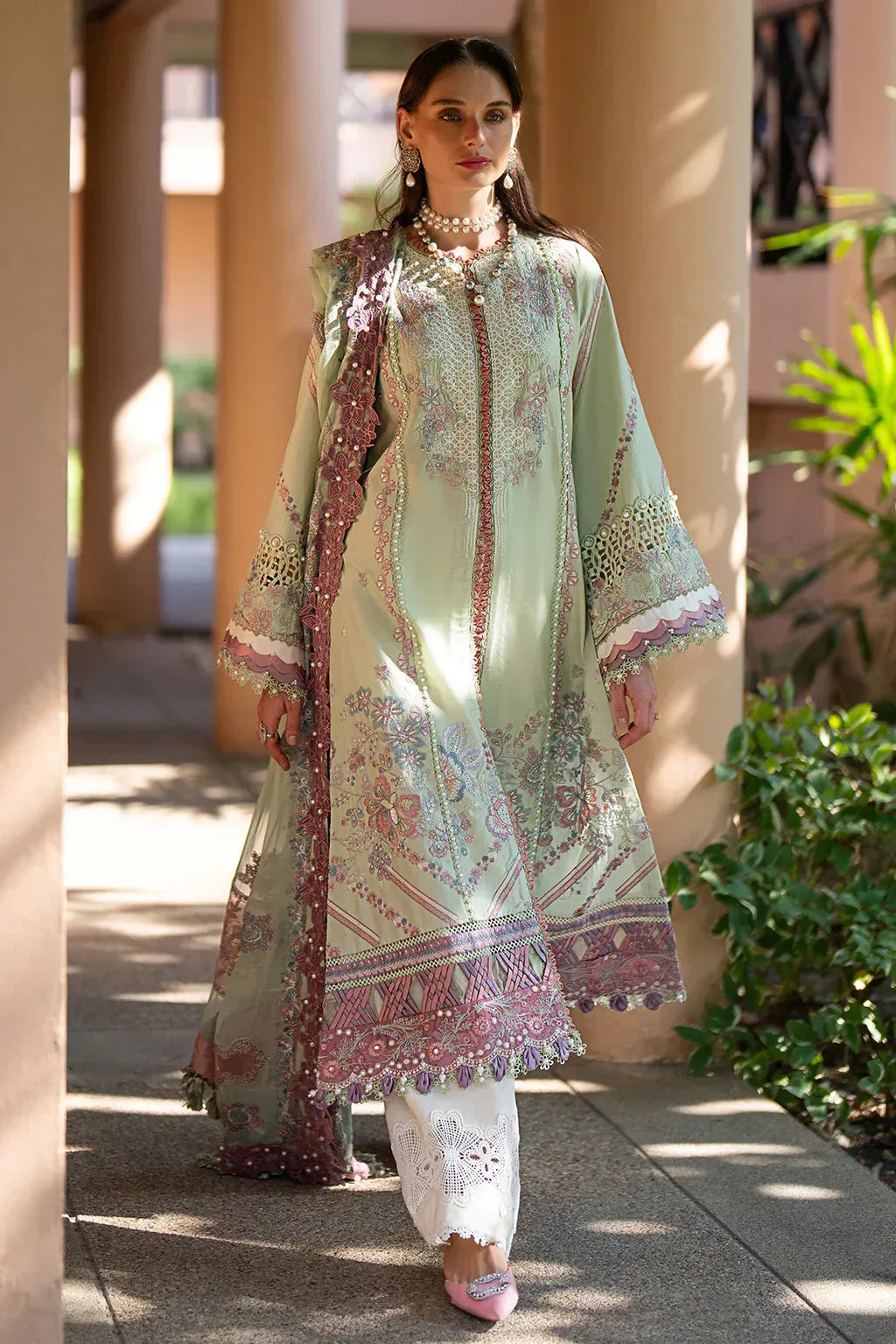 AJR Couture | Alif Signature Luxury Lawn 24 | Aura - Aqsa Fabrics