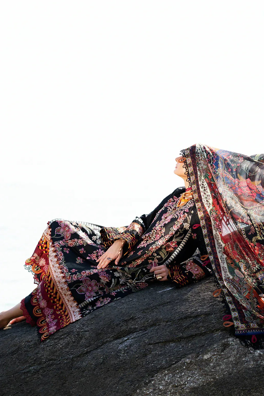 AJR Couture | Alif Signature Luxury Lawn 24 | Noir - Aqsa Fabrics