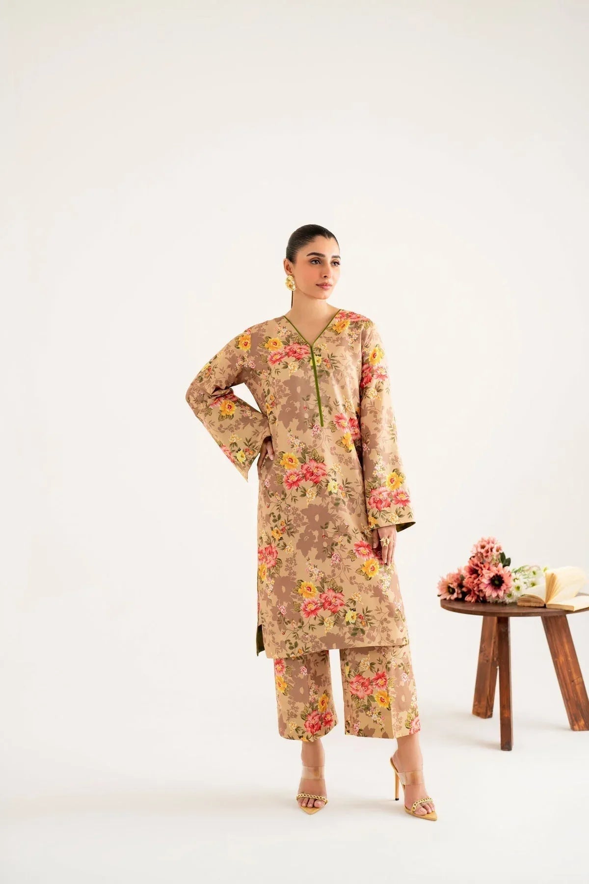 Akbar Aslam | Co-ords Sets | Belva - Aqsa Fabrics