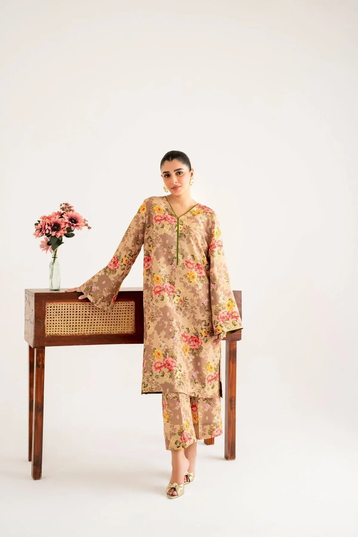 Akbar Aslam | Co-ords Sets | Belva - Aqsa Fabrics