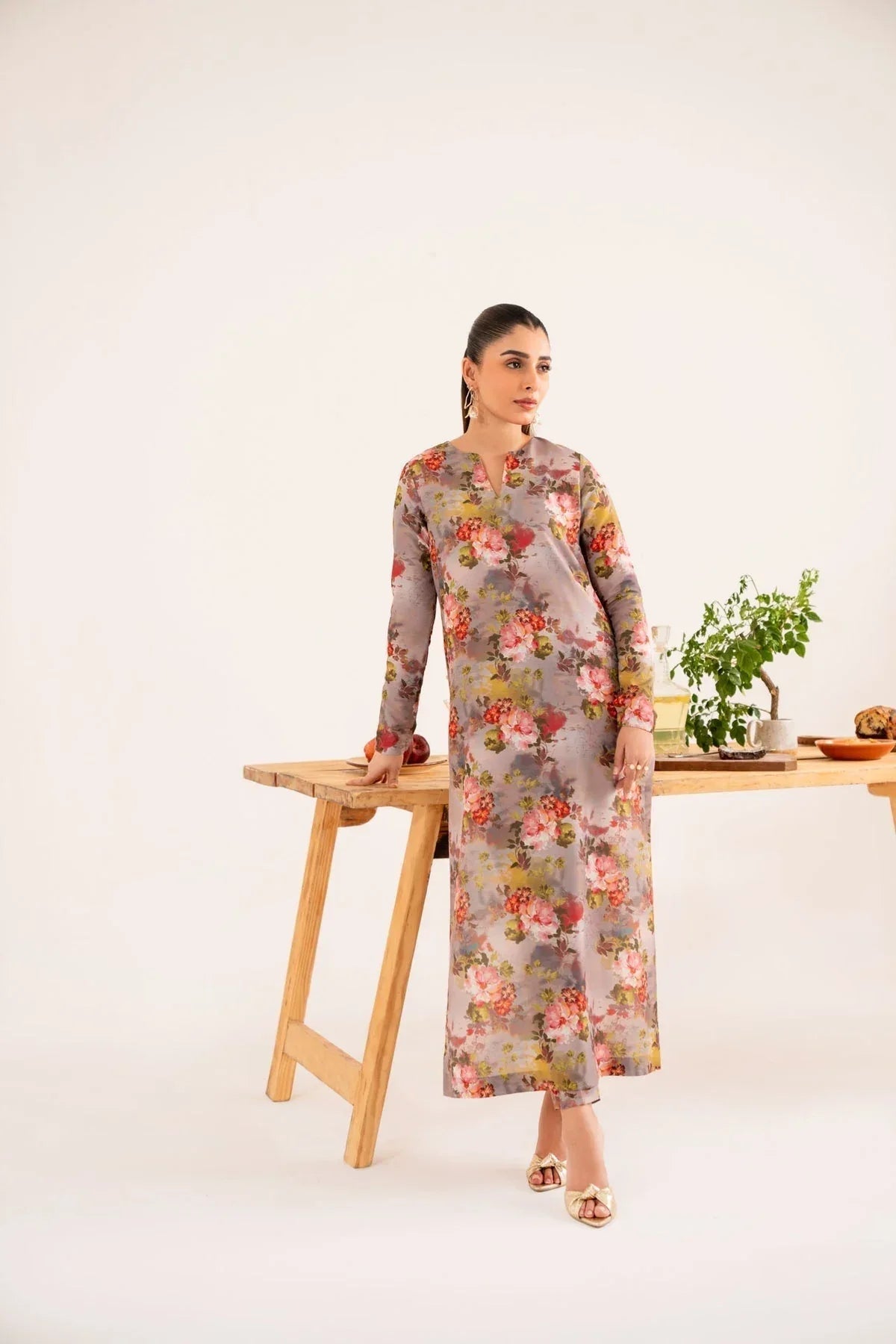 Akbar Aslam | Co-ords Sets |  Taria - Aqsa Fabrics
