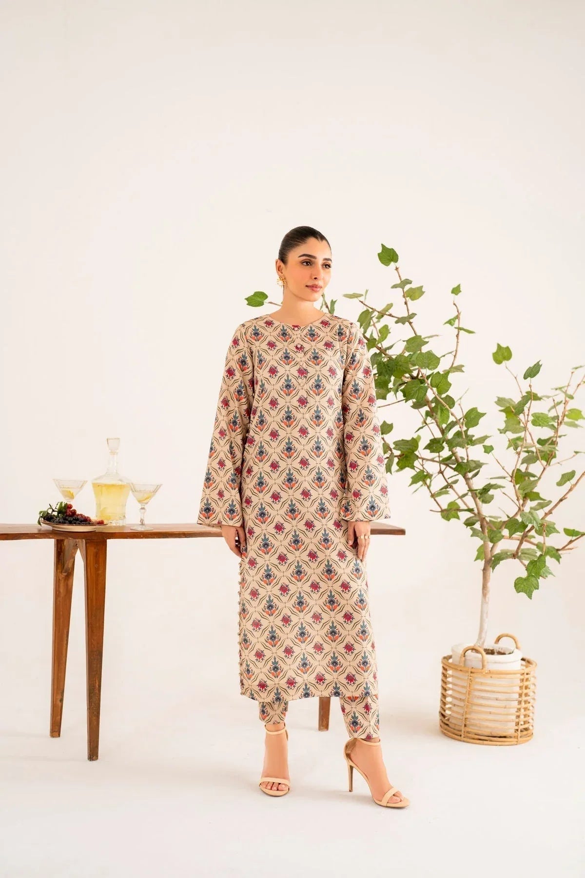 Akbar Aslam | Co-ords Sets |  Mary - Aqsa Fabrics