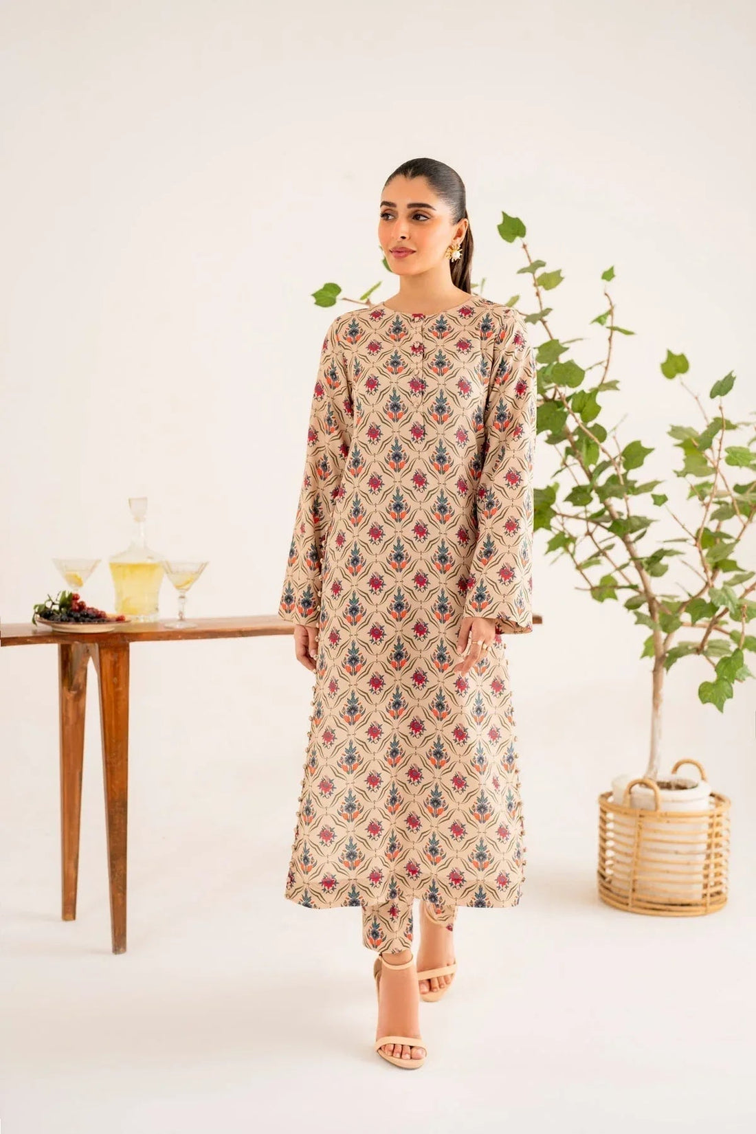 Akbar Aslam | Co-ords Sets |  Mary - Aqsa Fabrics