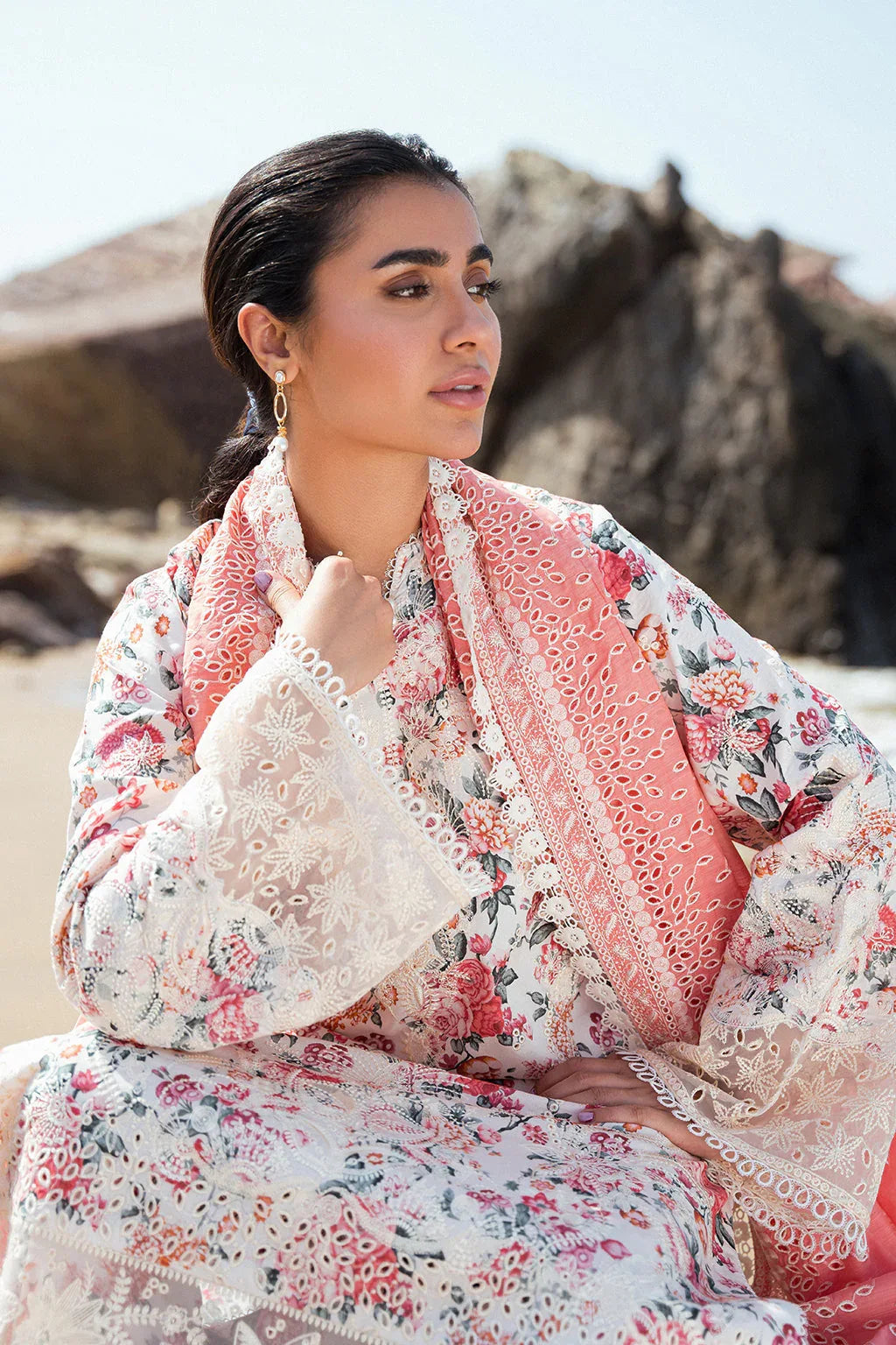 Afrozeh Summer Together Embroidered Lawn 3Pc Suit - Gardenia - Aqsa Fabrics
