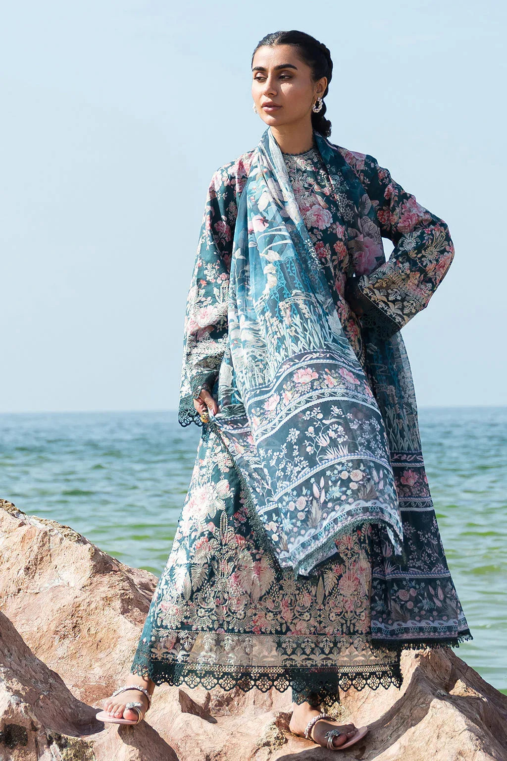 Afrozeh Summer Together Embroidered Lawn 3Pc Suit - Clover - Aqsa Fabrics