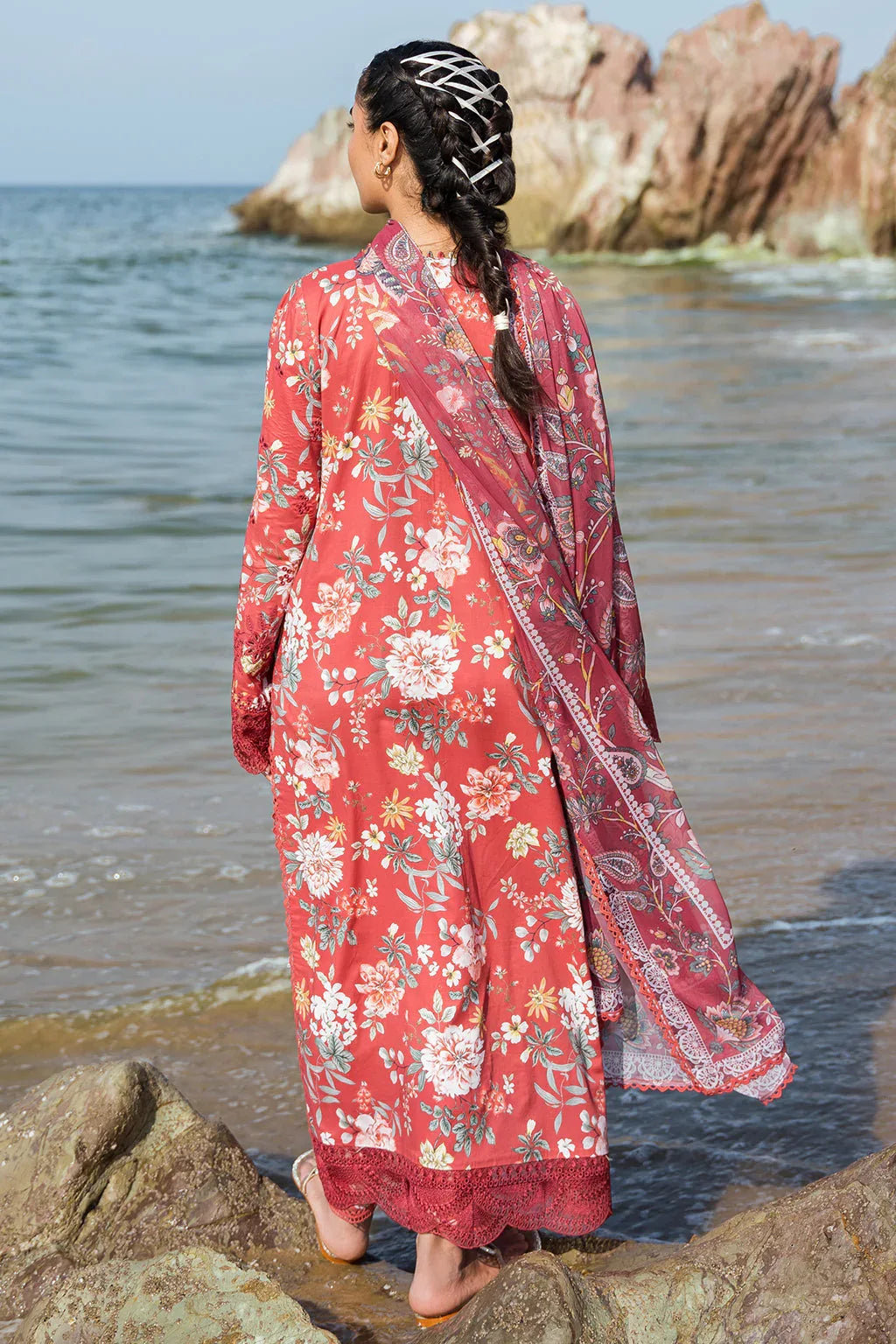 Afrozeh Summer Together Embroidered Lawn 3Pc Suit - Scarley - Aqsa Fabrics