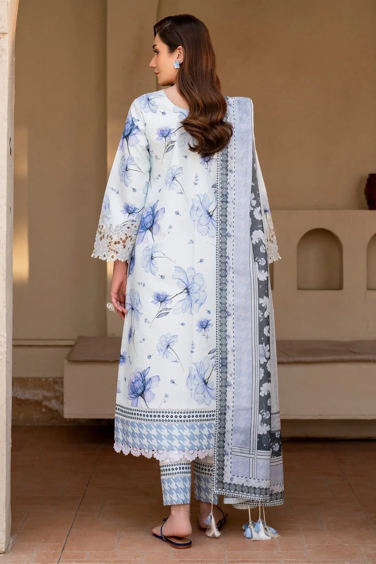 Alizeh | Levana Lawn | Arbor - Aqsa Fabrics